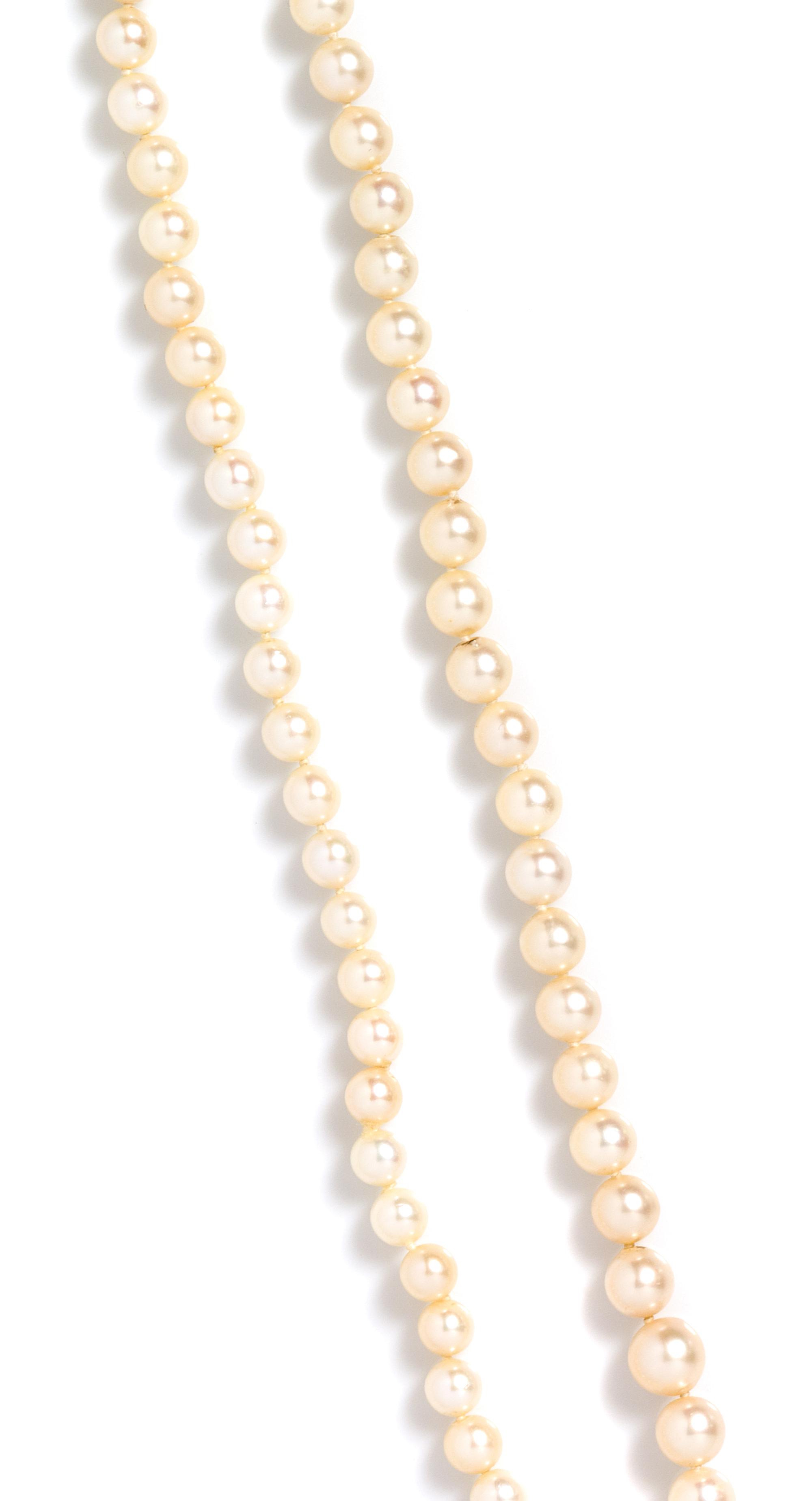 A Cultured Pearl Necklace,
