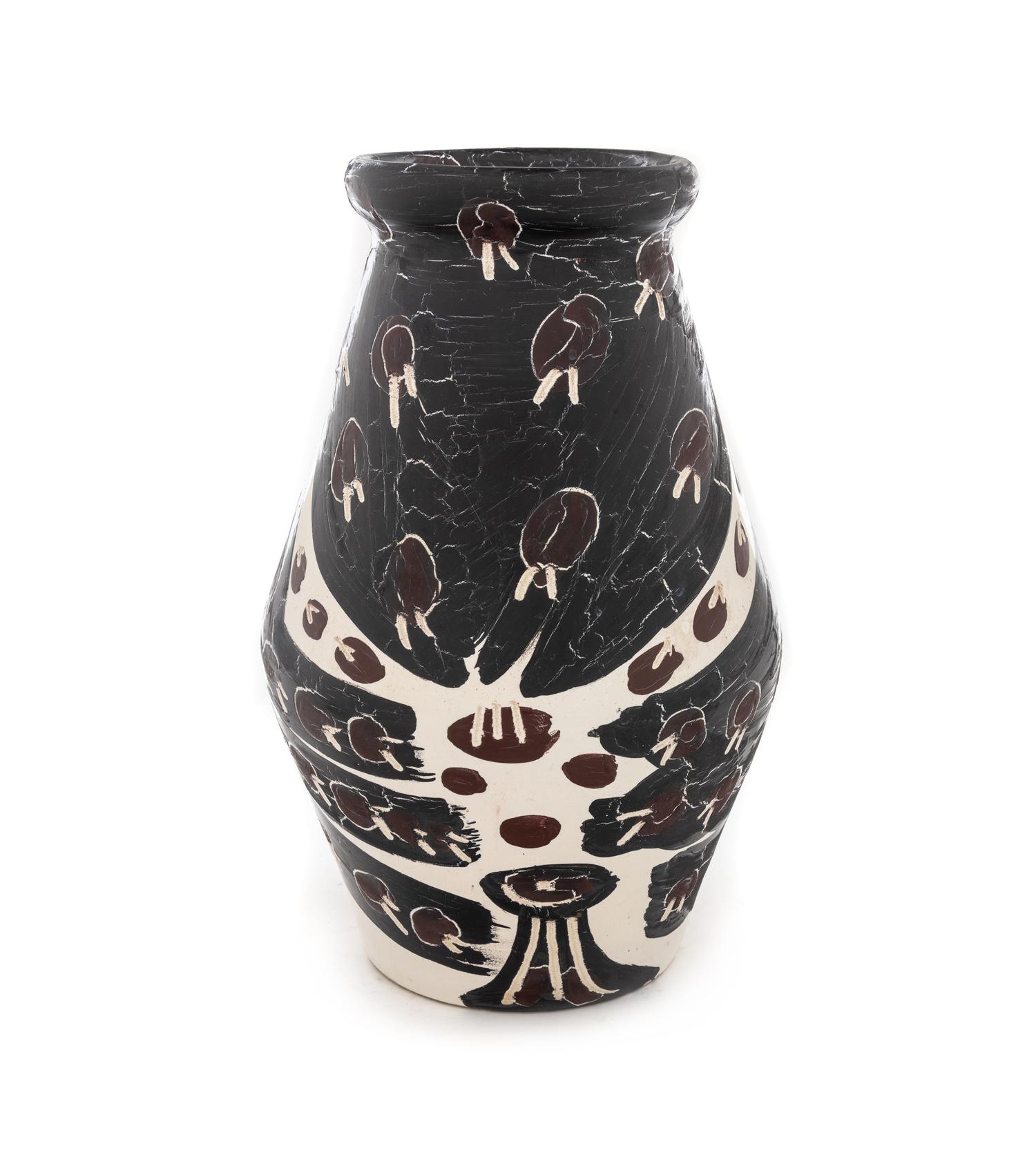 Hibou marron noir