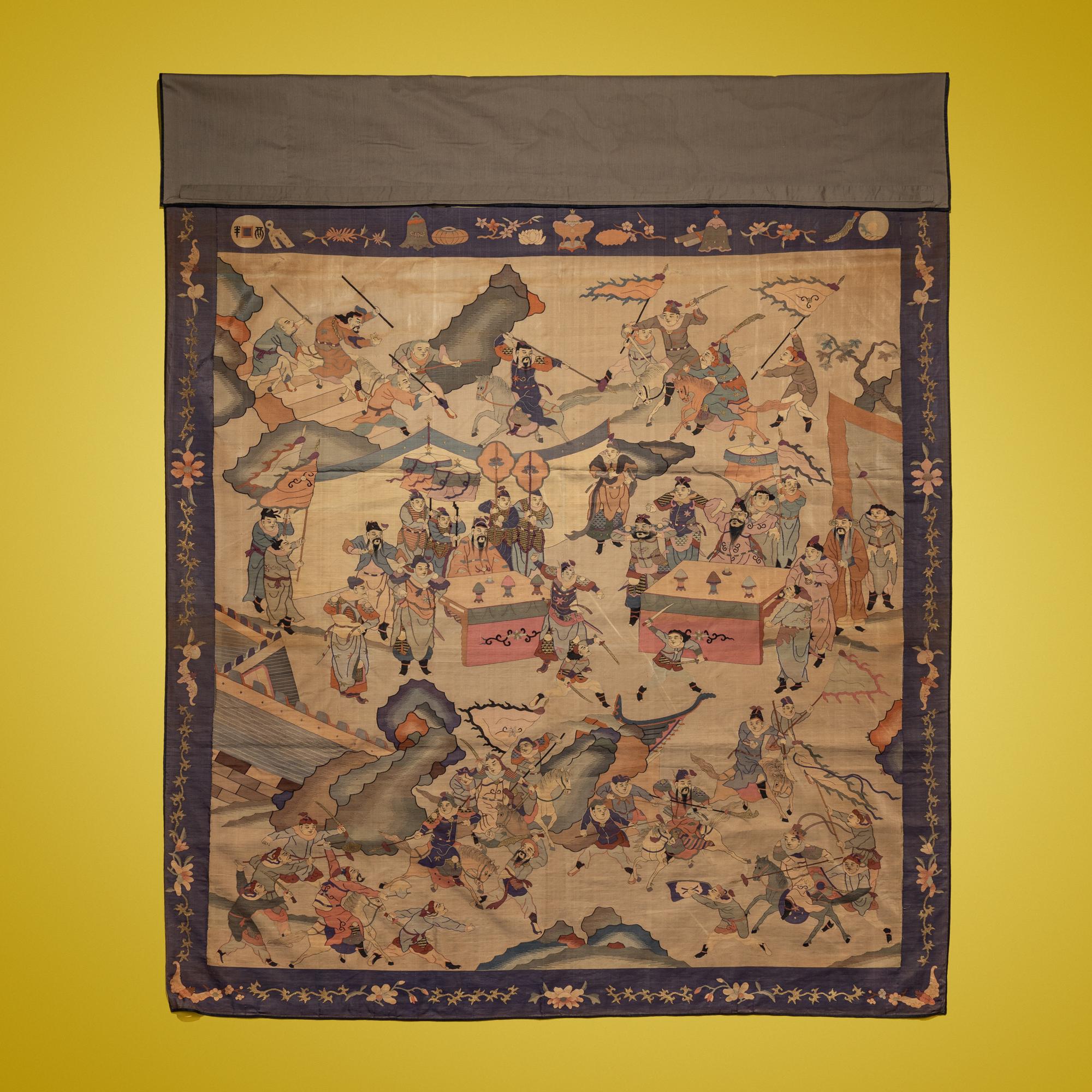 A Large Chinese Kesi Silk 'Battle Scene' Panel, Late Qing Dynasty — 清晚期 緙絲刀馬人物圖大挂賬