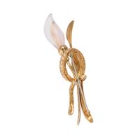 HENRY DUNAY, CARVED ROSE QUARTZ AND DIAMOND CALLA LILY BROOCH