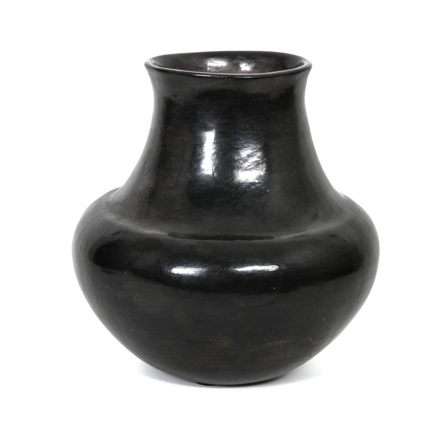 A Large Santa Clara Blackware Olla Height 12 inches. — LATE 19TH/ EARLY 20TH CENTURY
