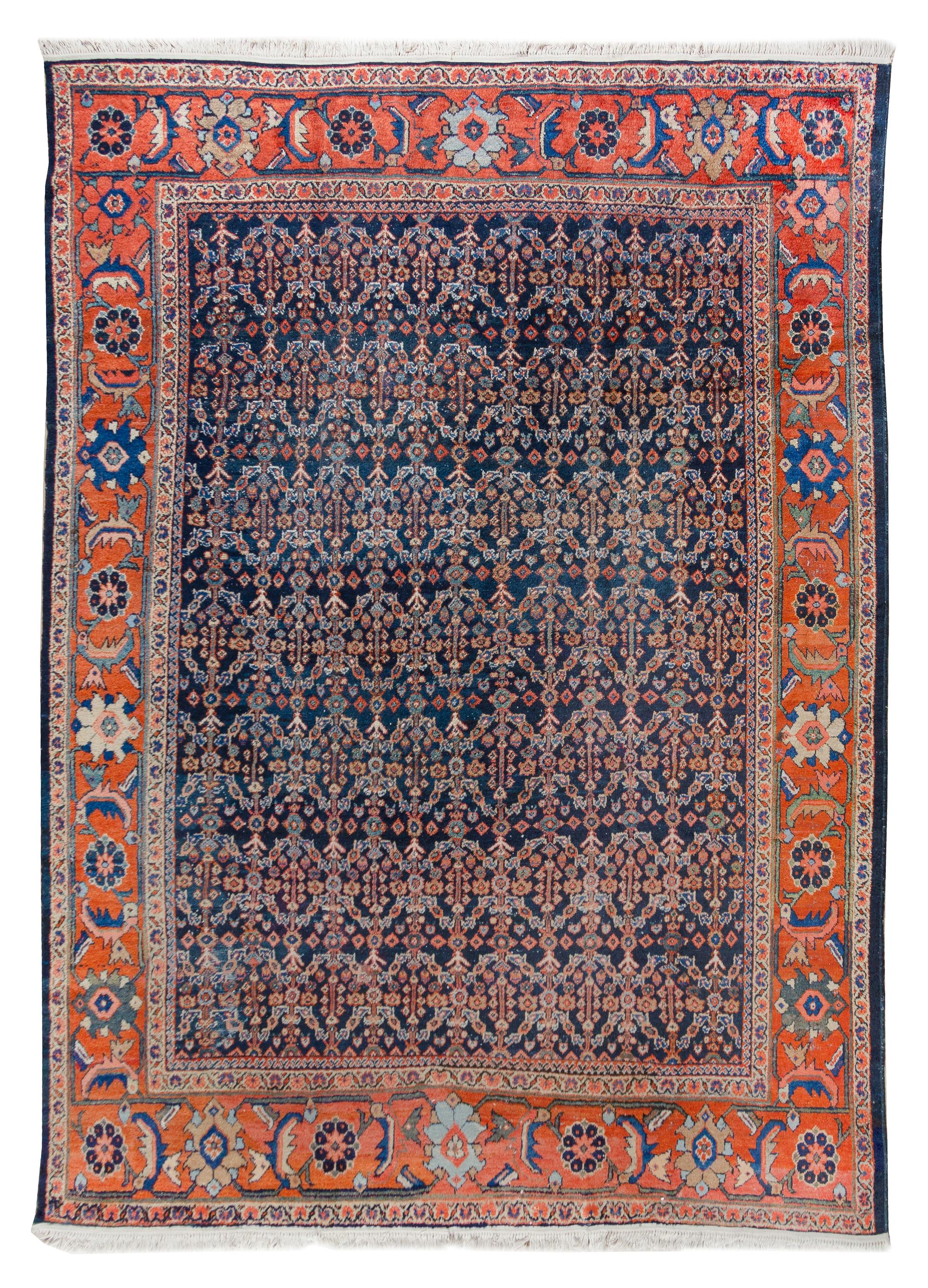 An Arak Wool Rug 10 feet 5 inches x 8 feet 10 inches. — FIRST HALF 20TH CENTURY