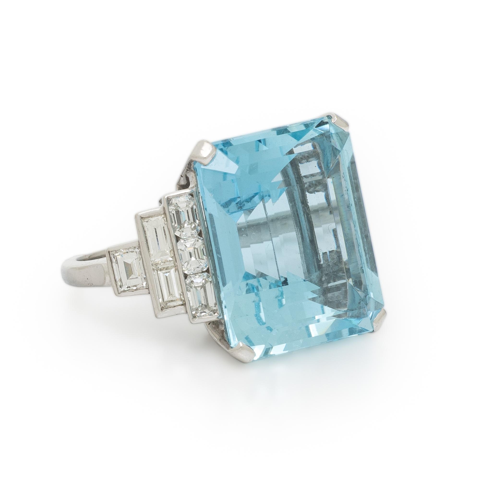 AQUAMARINE, DIAMOND, AND PLATINUM RING
