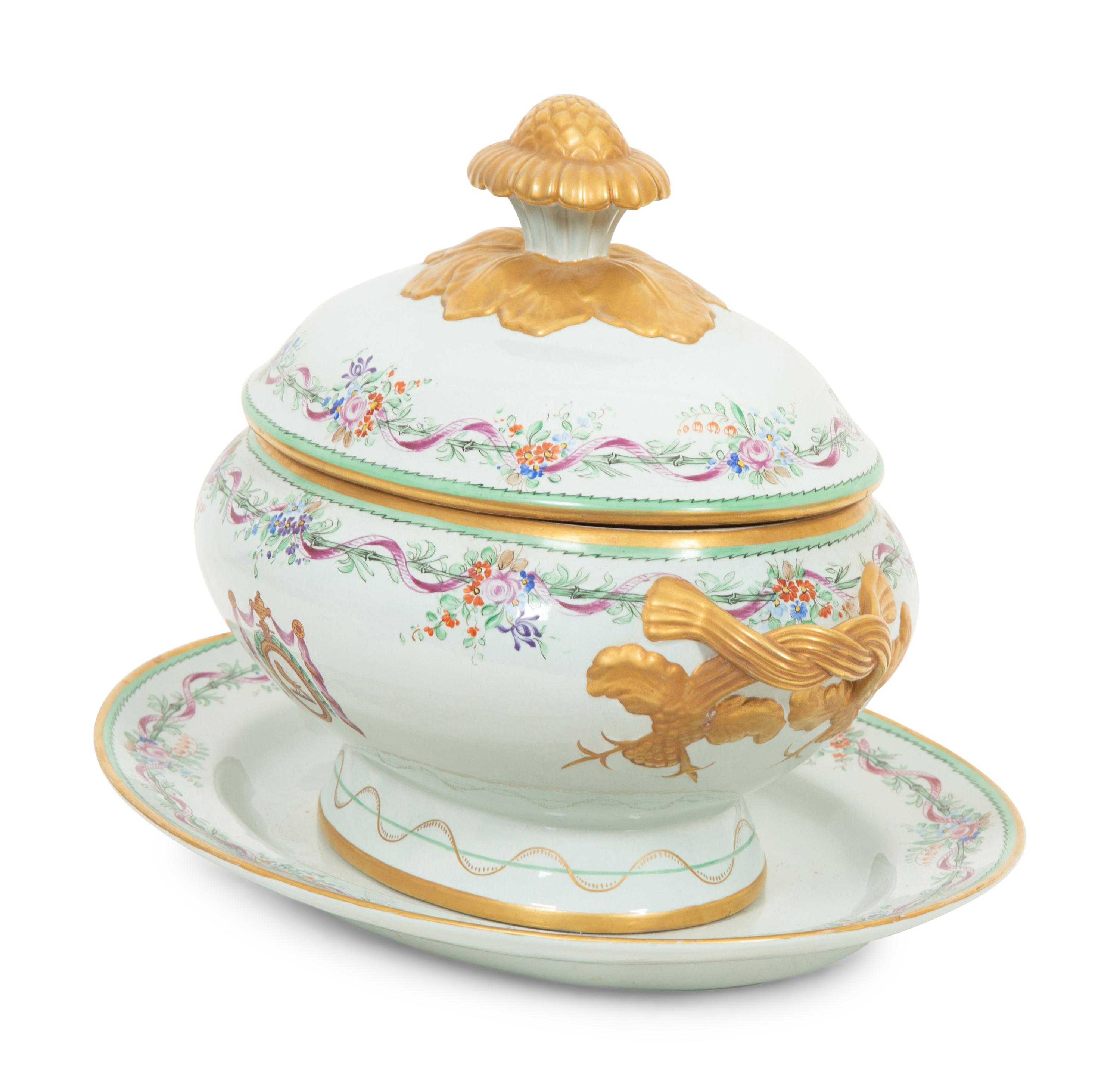 A Mottahedeh Lowestoft Rose Porcelain Covered Tureen and Underplate