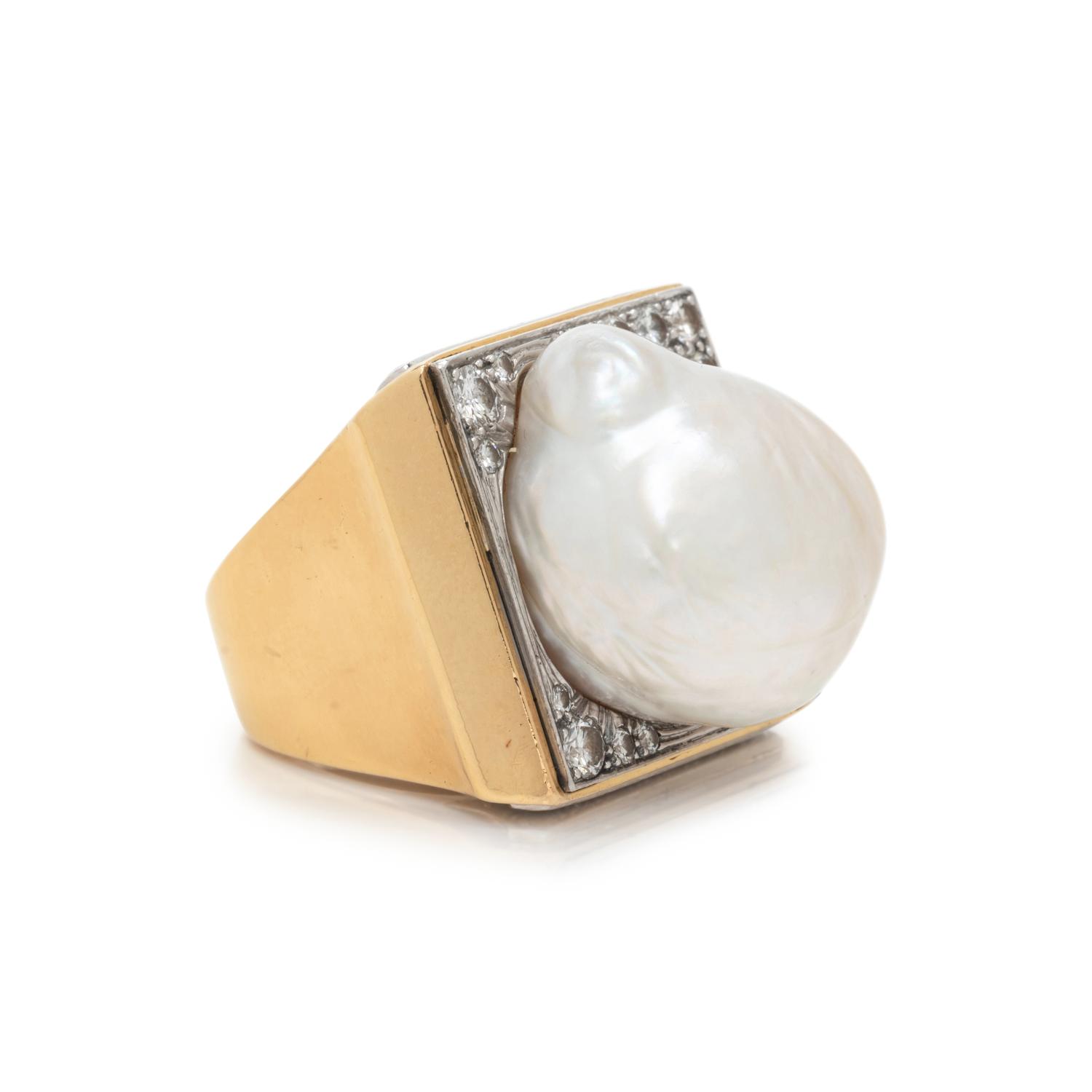 DAVID WEBB, BAROQUE CULTURED PEARL AND DIAMOND RING