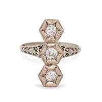 ANTIQUE, DIAMOND RING