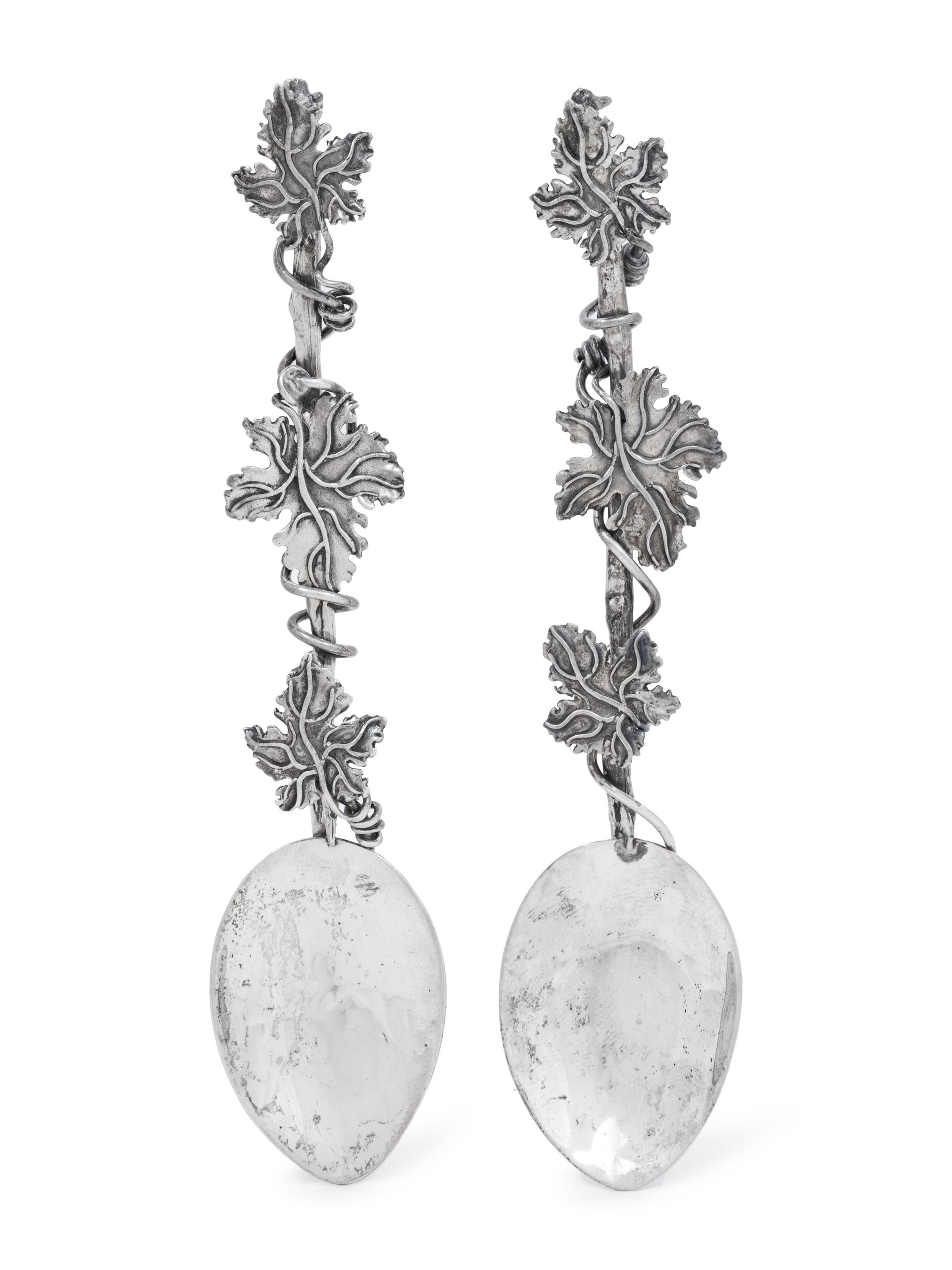 A Steven Dweck Silver-Mounted Mother of Pearl Dish