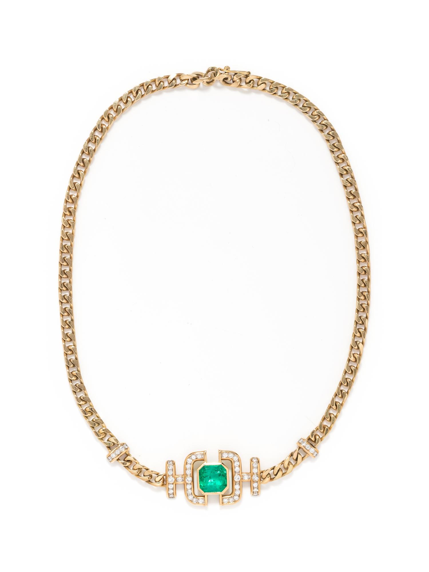 YELLOW GOLD, EMERALD AND DIAMOND NECKLACE