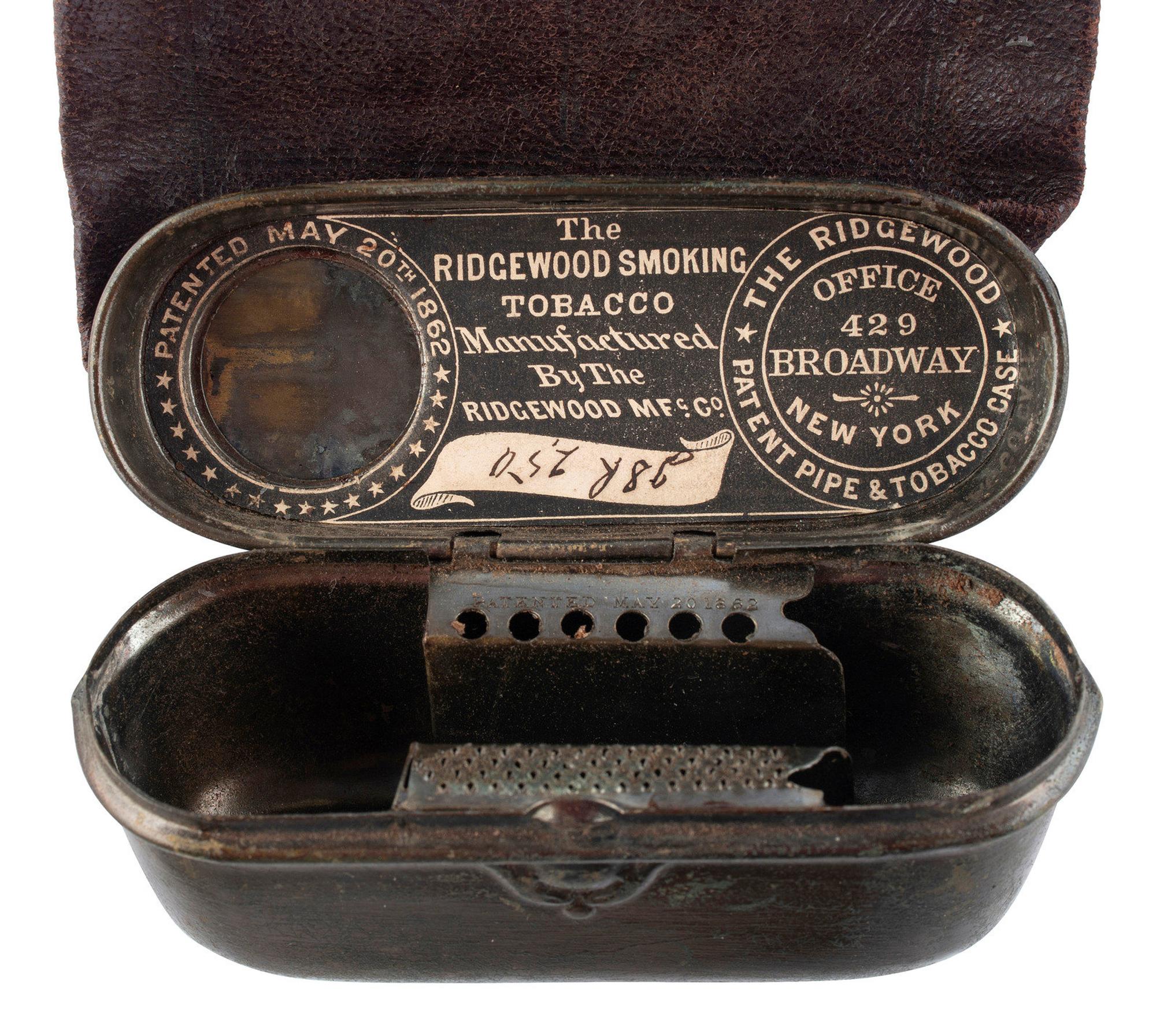 [CIVIL WAR]. A group of 5 smoking-related items, comprising: