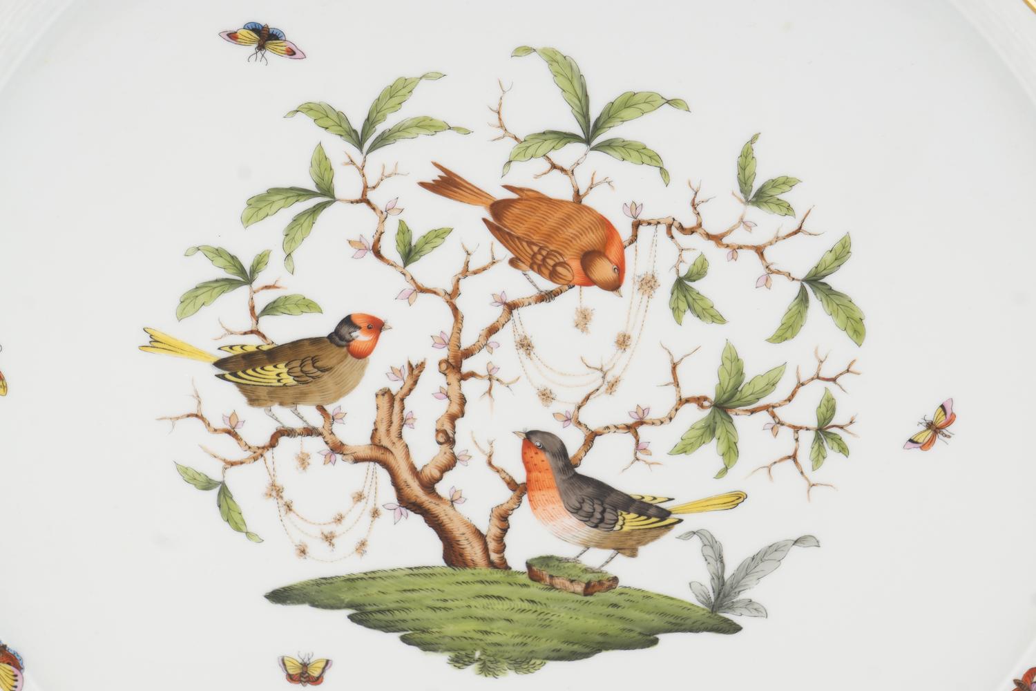 A Herend Porcelain Rothschild Bird Dinner Service