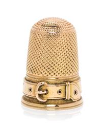 A Continental Yellow Gold Thimble, , the knurled top and diapered body above a band in the form of a belt, engraved Josephine on the st