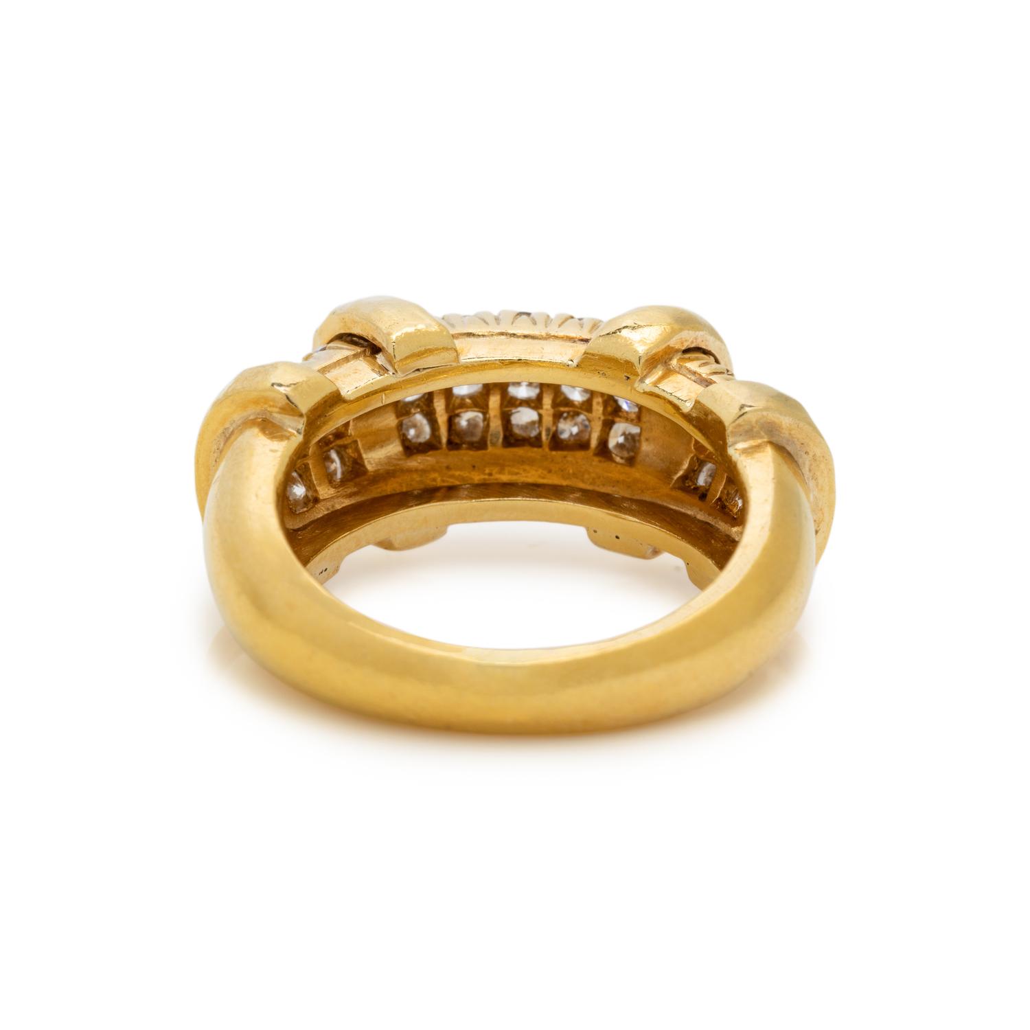 YELLOW GOLD AND DIAMOND RING