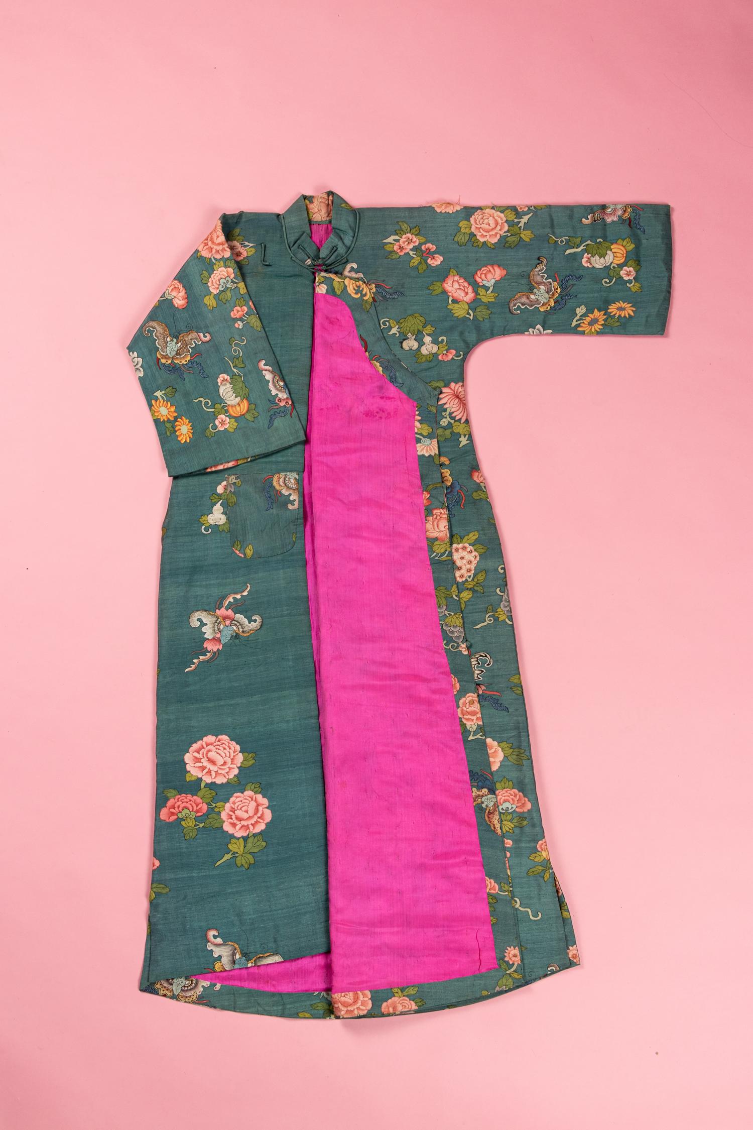 A Jade Green Ground Kesi Silk Lady's Robe, Cheongsam