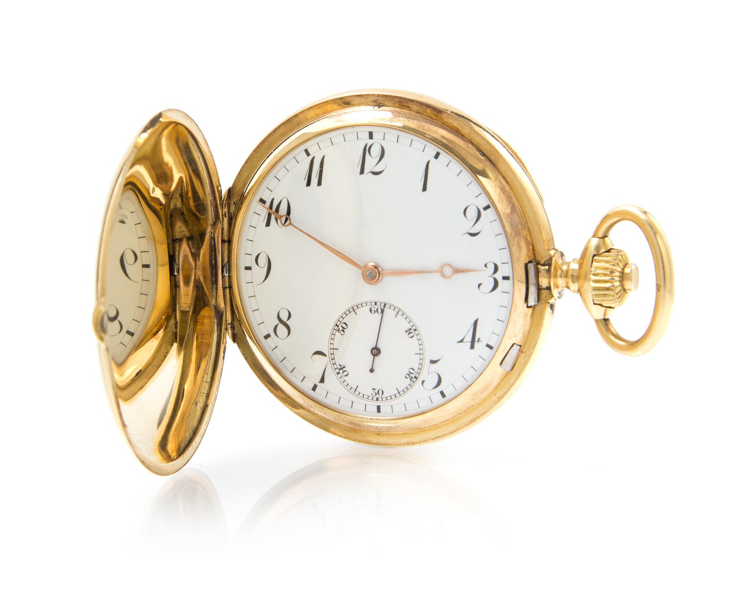An 18 Karat Yellow Gold Hunter Case Pocketwatch, 66.80 dwts.