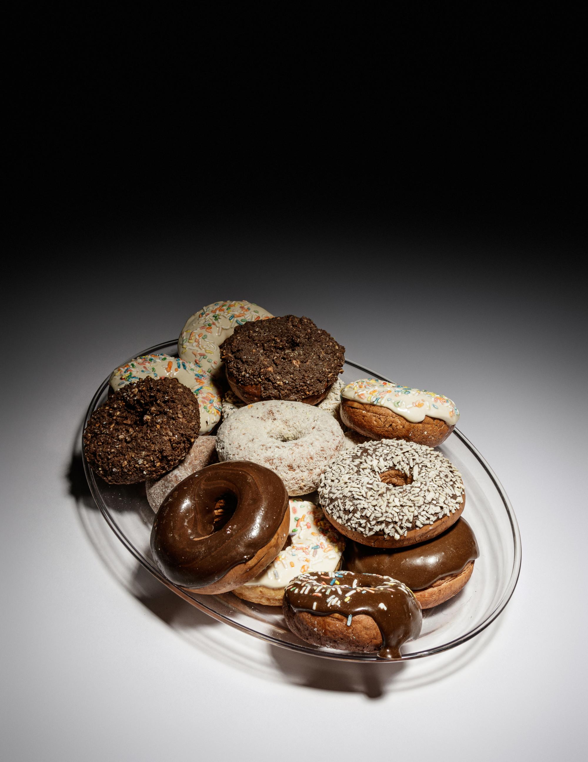 Donuts (14 works)