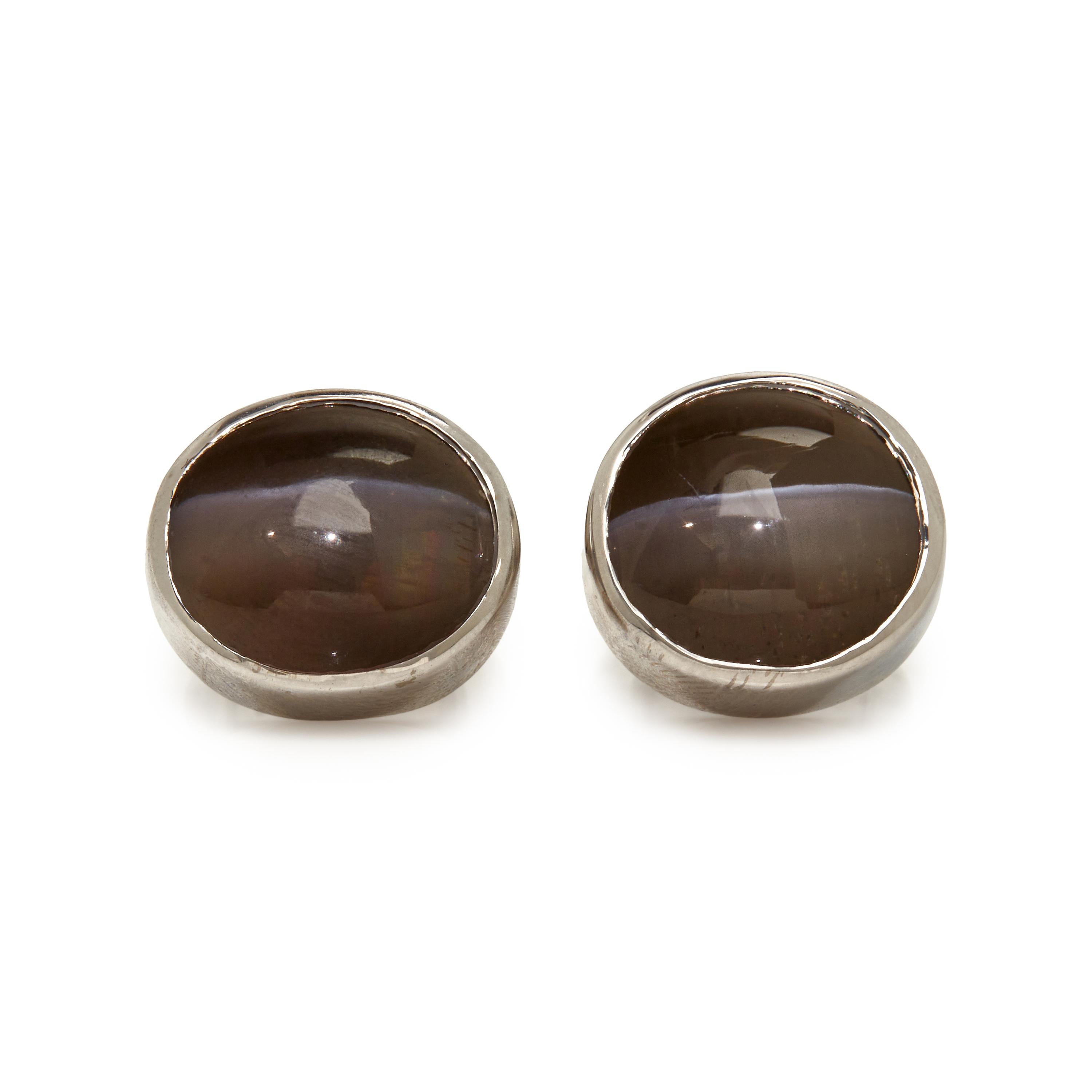 WHITE GOLD AND CAT'S EYE SILLIMANITE CUFFLINKS