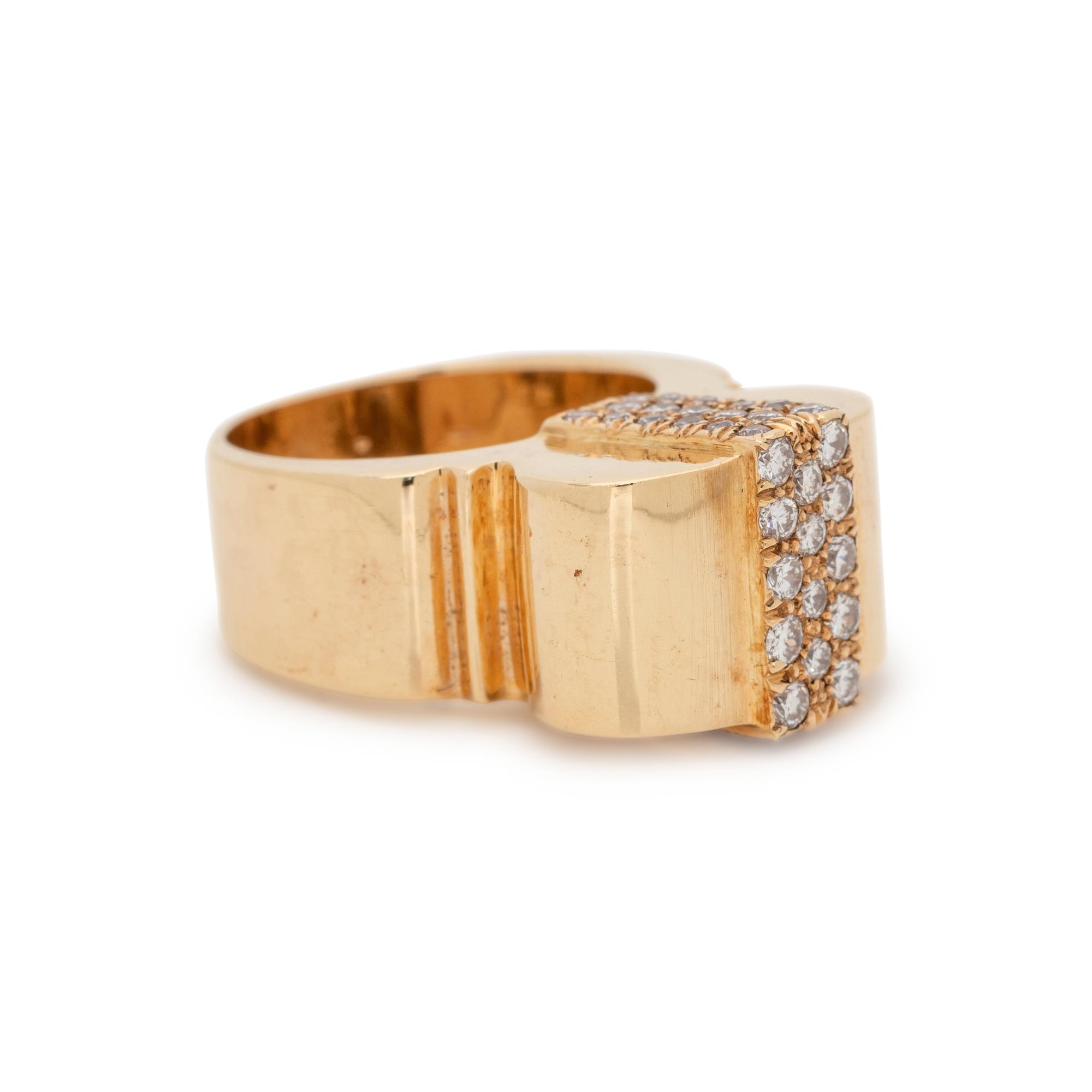 YELLOW GOLD AND DIAMOND RING