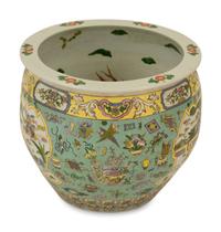A Chinese Famille Rose Porcelain Jardinière