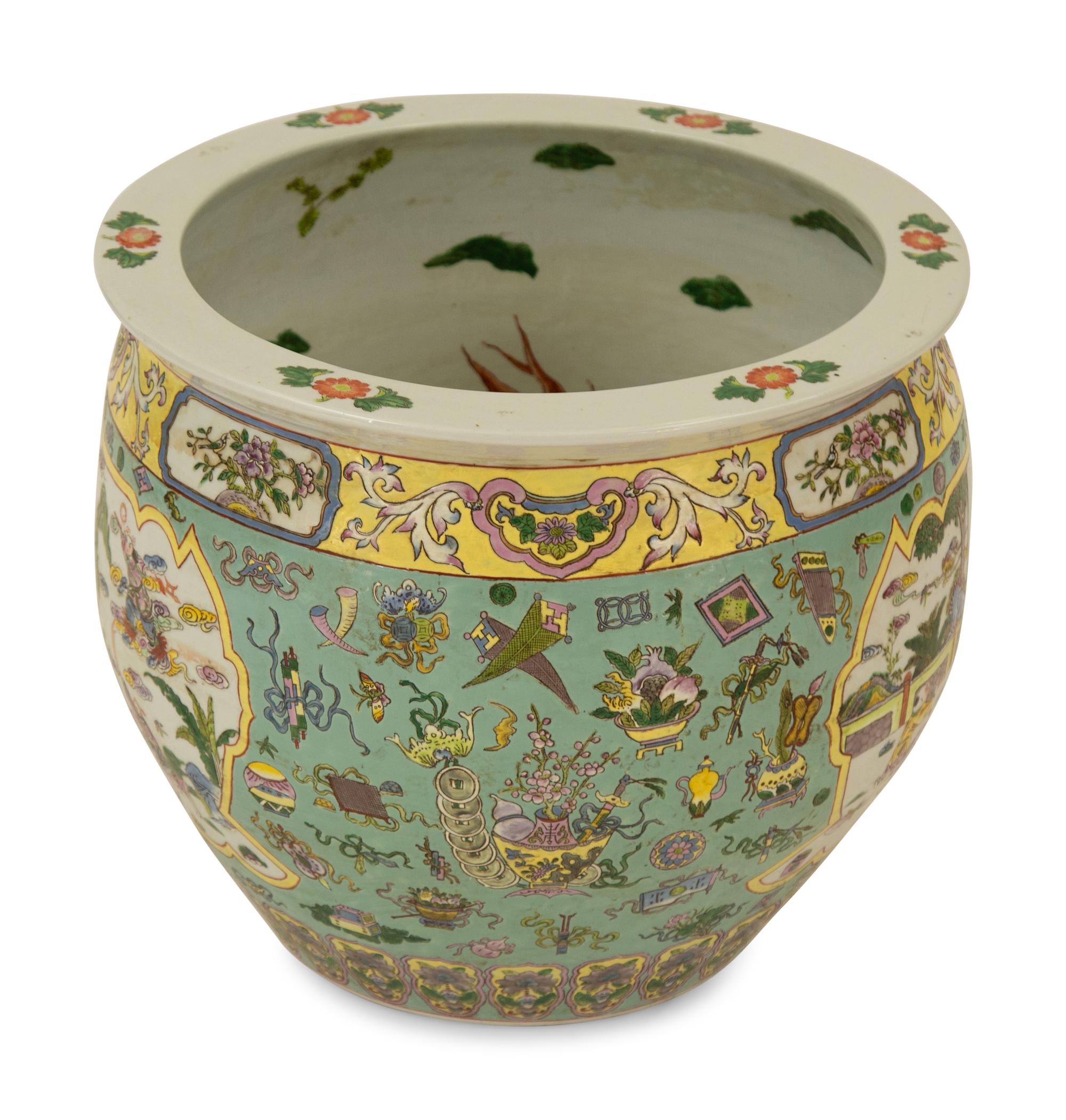 A Chinese Famille Rose Porcelain Jardinière