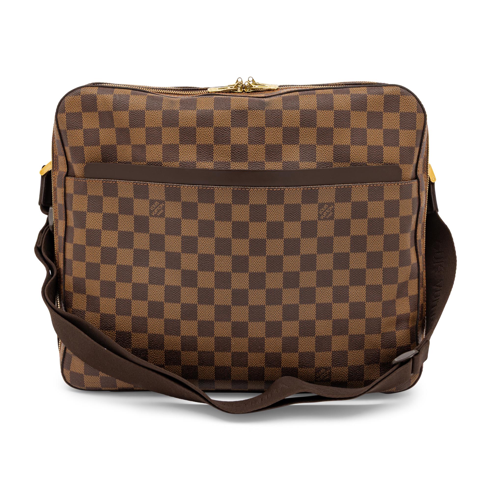 Louis Vuitton, Dorsoduro Messenger Bag in Damier Ebene