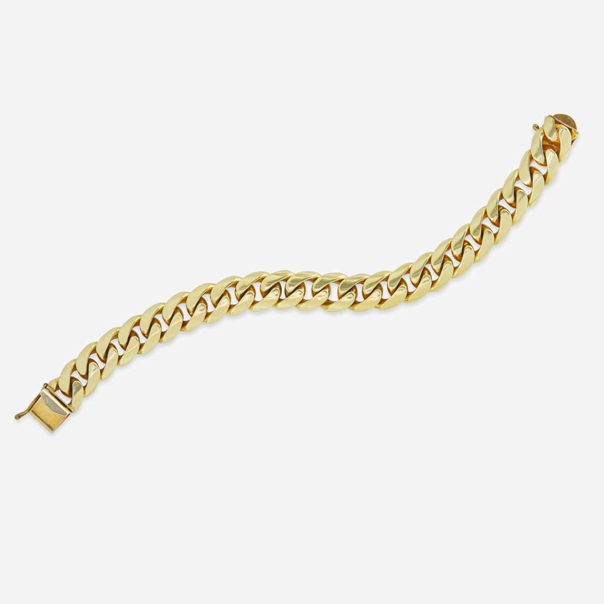 A 14K Yellow Gold Bracelet
