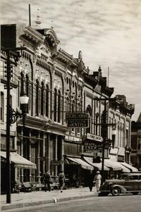 Arthur Rothstein (American, 1915-1985) — Main Street (G Avenue), Grundy Center, Iowa, 1939 (printed later)
