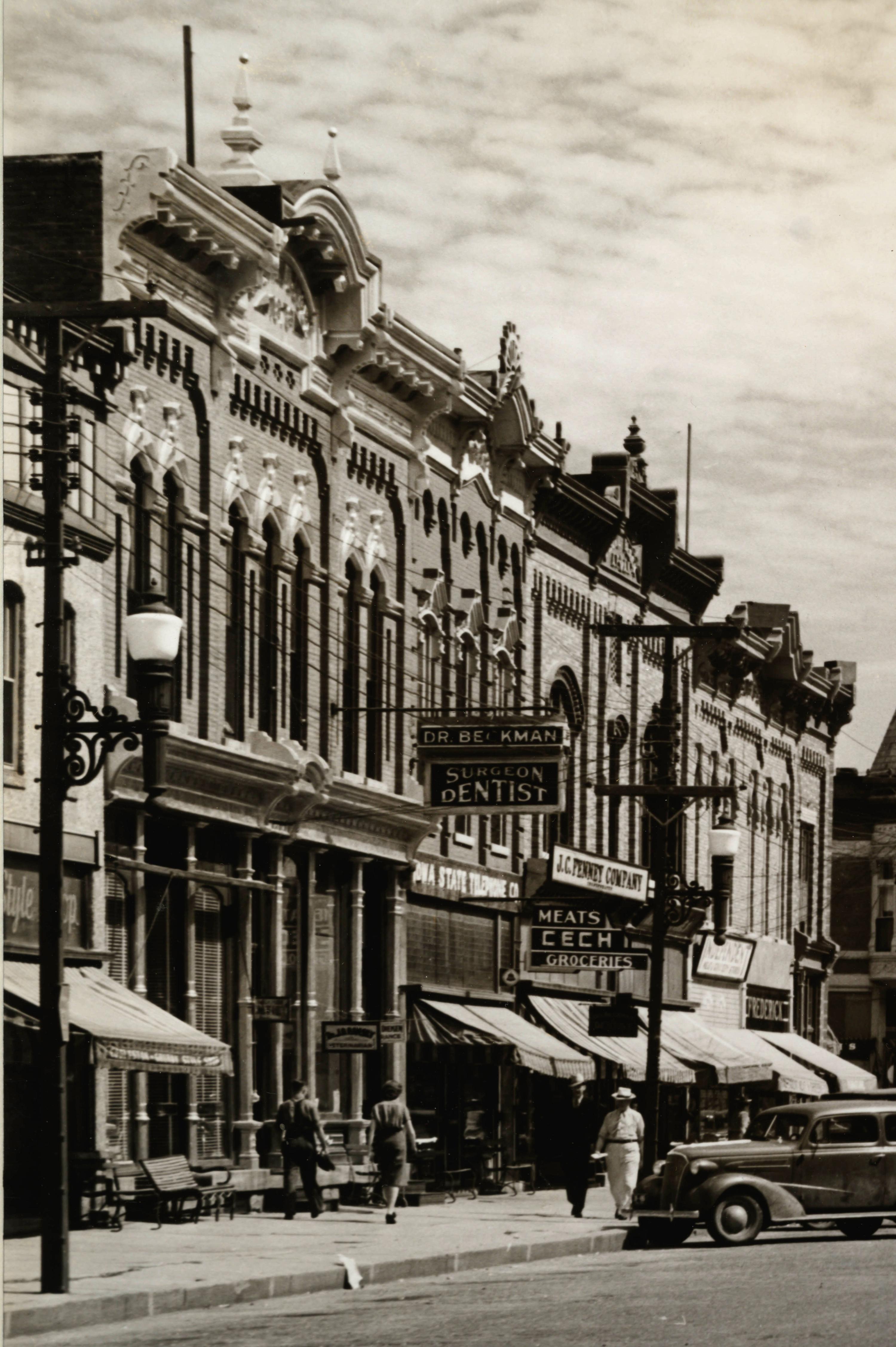 Arthur Rothstein (American, 1915-1985) — Main Street (G Avenue), Grundy Center, Iowa, 1939 (printed later)