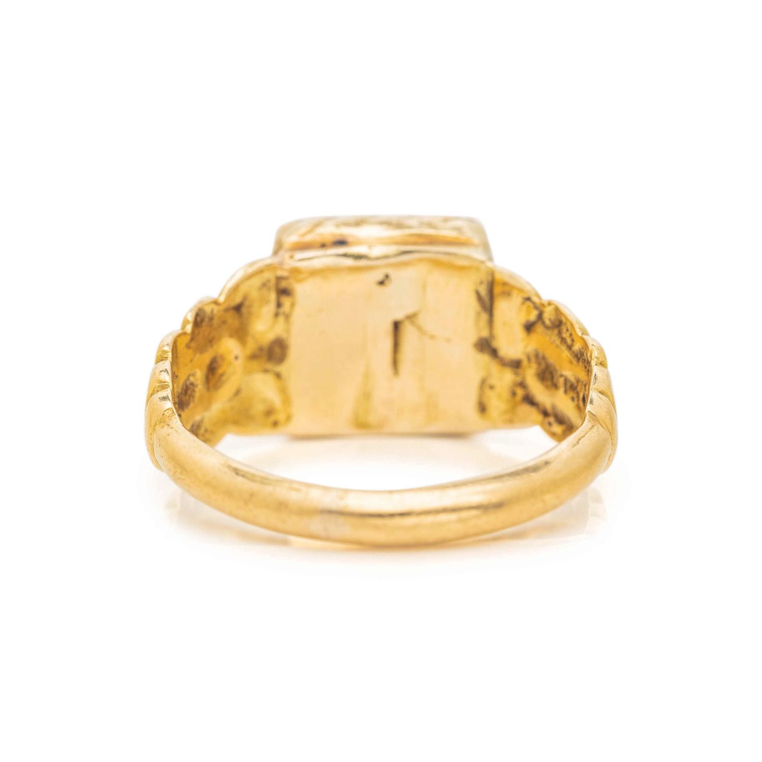 ANTIQUE, YELLOW GOLD AND COLORED DIAMOND RING