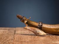 Great Lakes Carved Powder Horn, with Measure