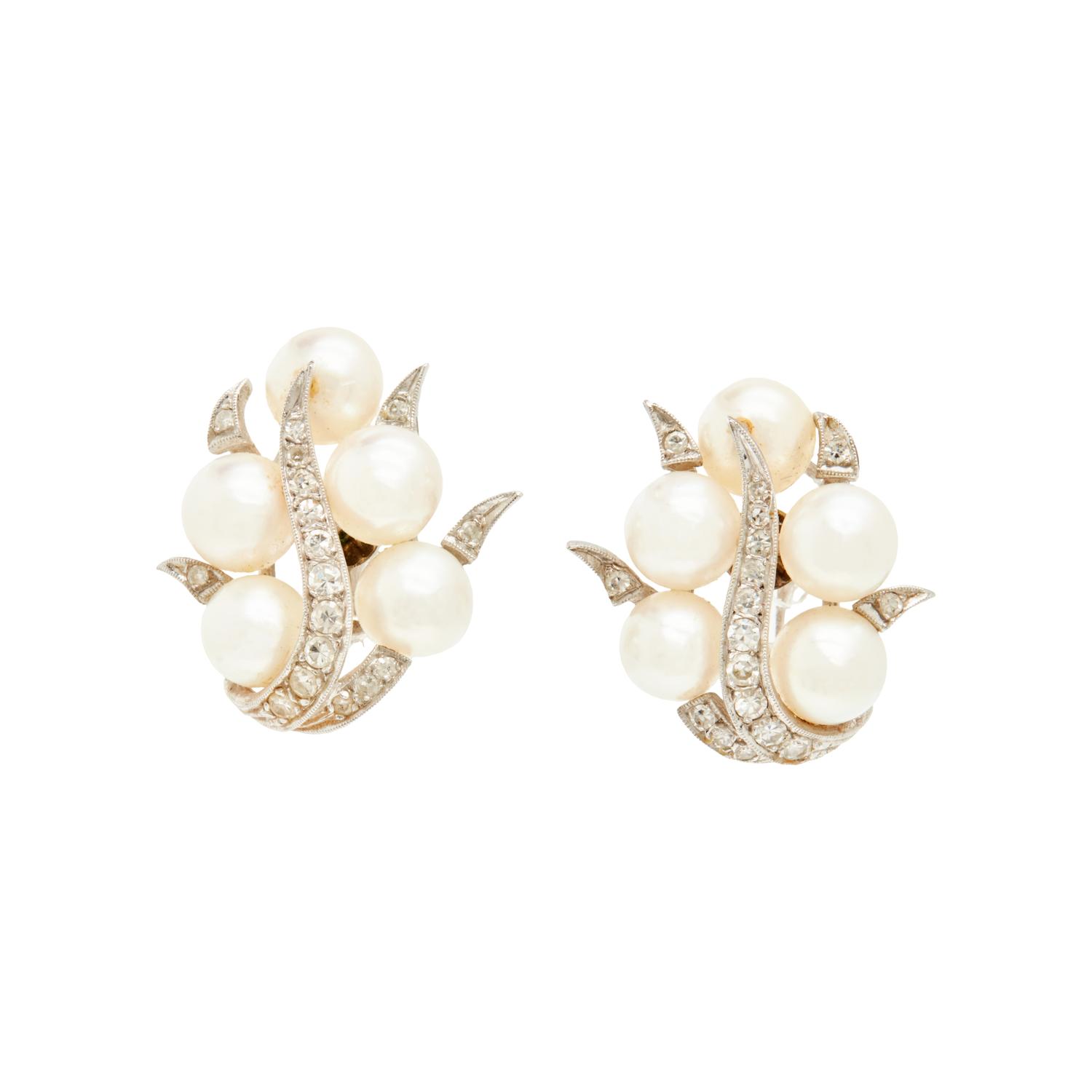 CULTURED PEARL AND DIAMOND JEWELRY SUITE