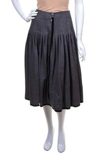 A Valentino Grey Flannel Pleated Skirt, Size 12.