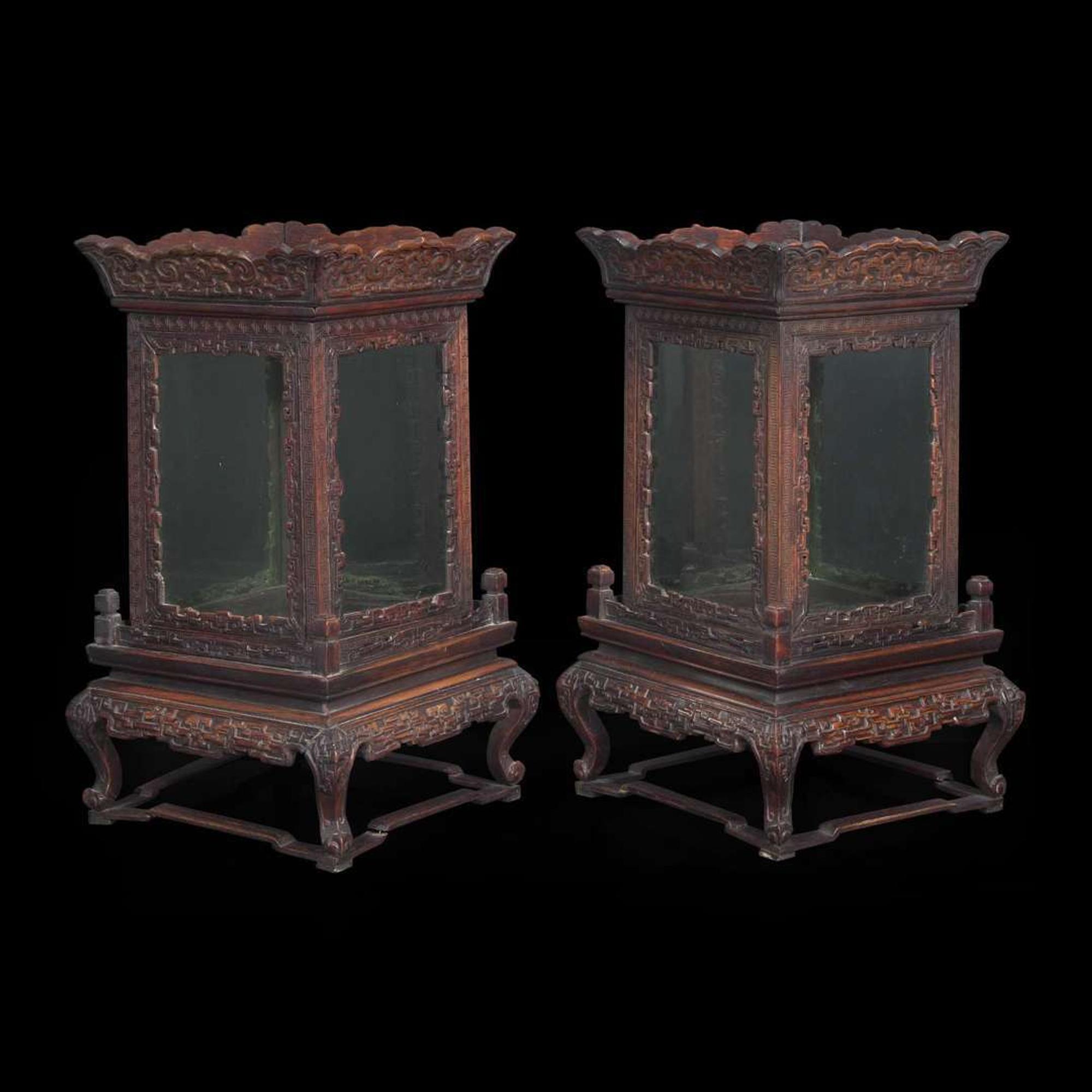 A pair of Chinese carved hardwood lanterns or small vitrines 硬木灯笼一对
