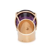 YELLOW GOLD AND AMETHYST RING