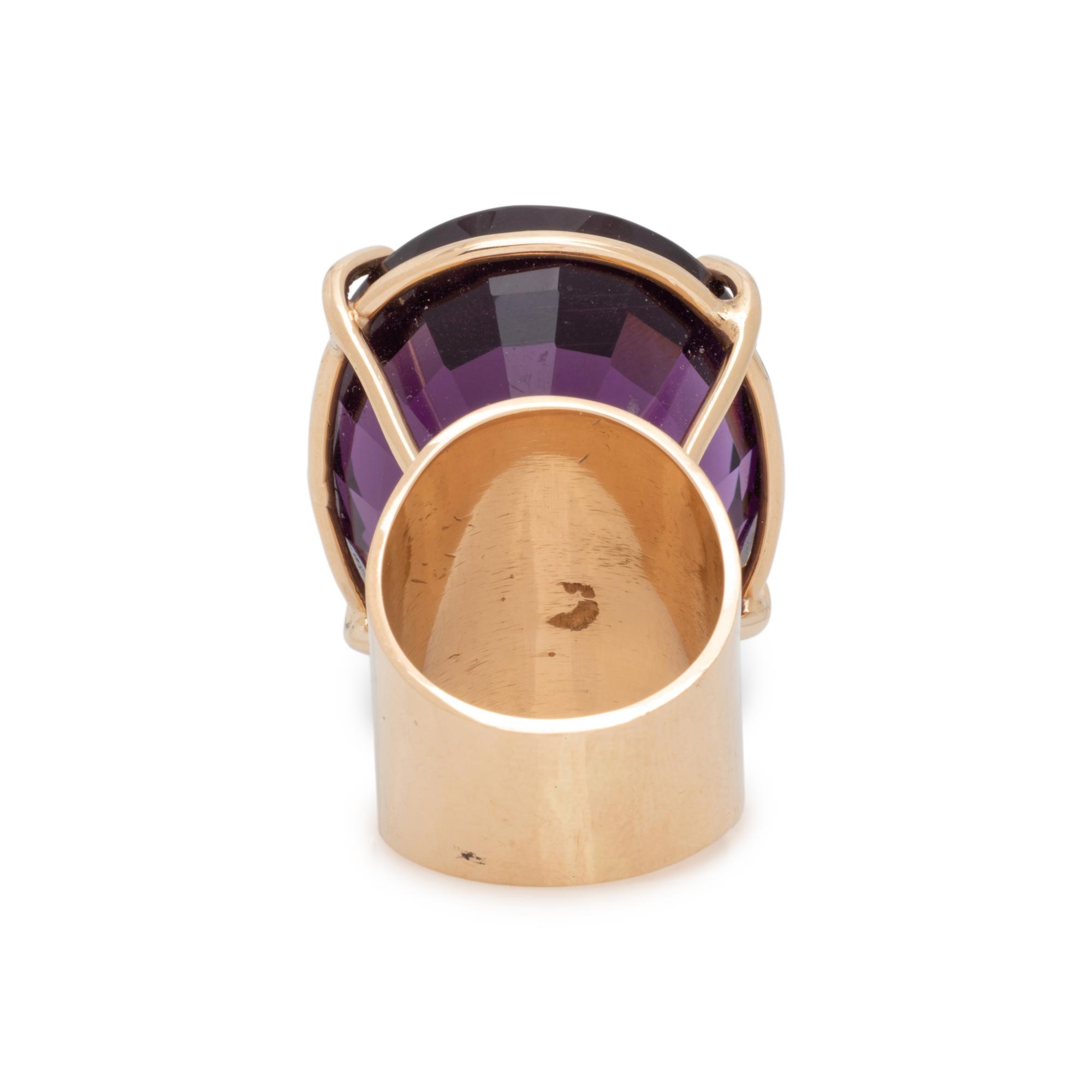 YELLOW GOLD AND AMETHYST RING