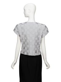 Giorgio Armani, Three Tops