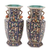 A Pair of Chinese Export Porcelain Vases