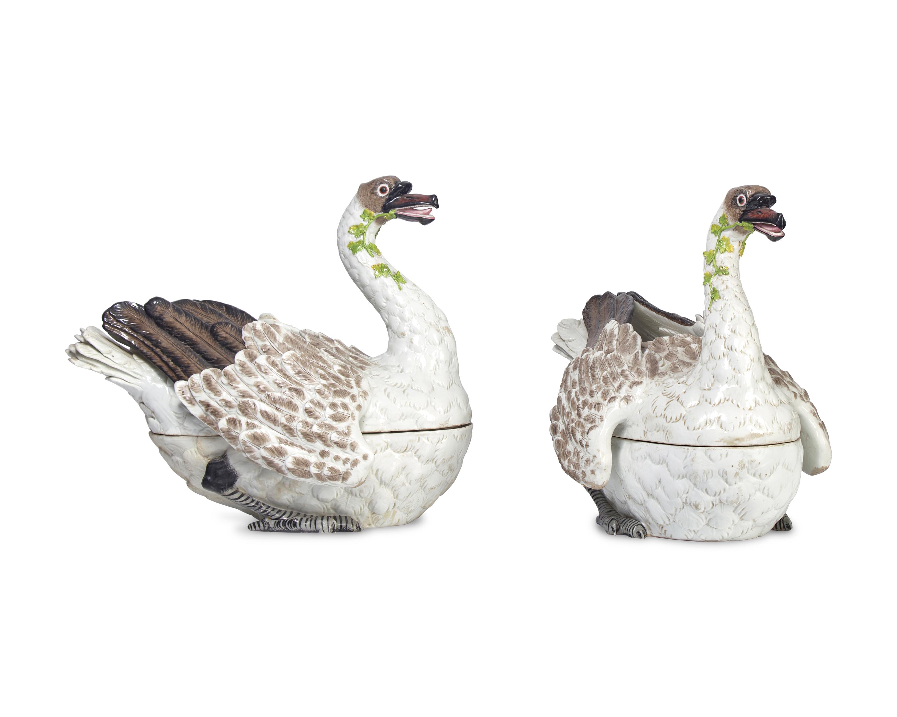 A Pair of Samson Porcelain Swan-Form Soup Tureens and Covers
