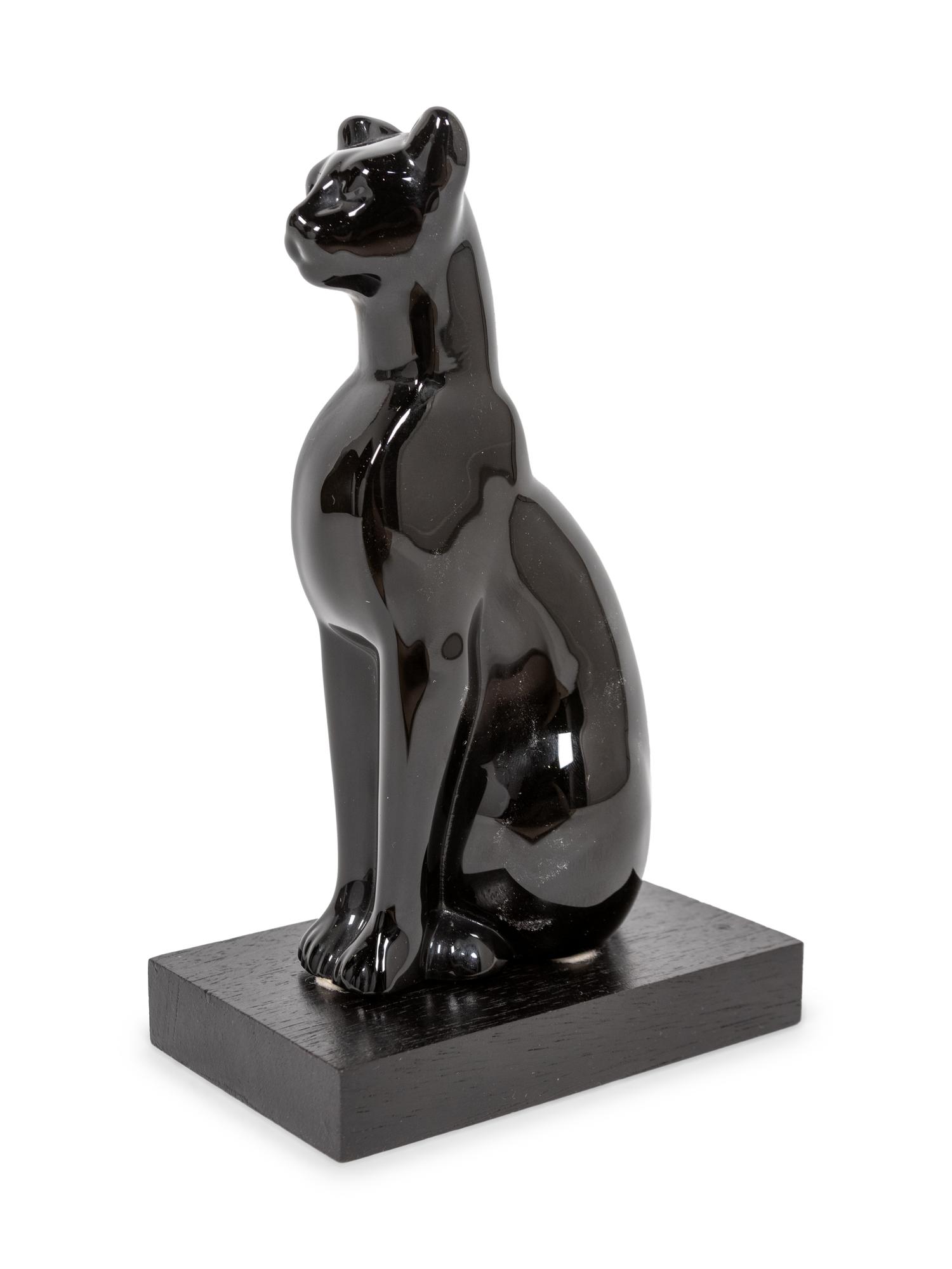 A Baccarat Black Cat Figure