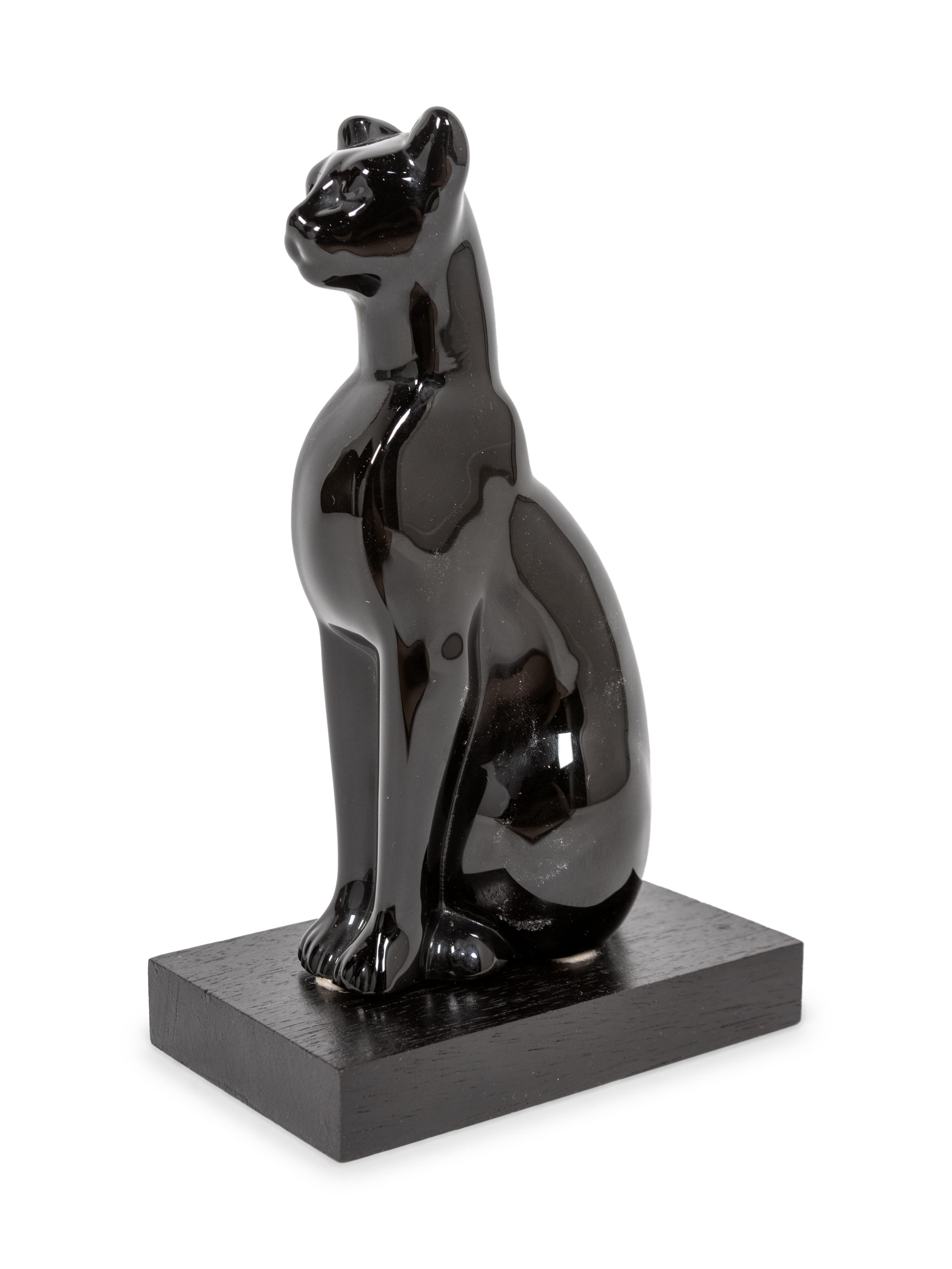 A Baccarat Black Cat Figure