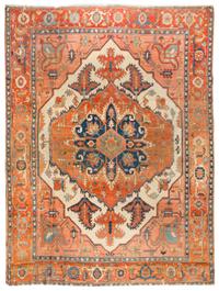 A Serapi Wool Rug — FIRST HALF 20TH CENTURY