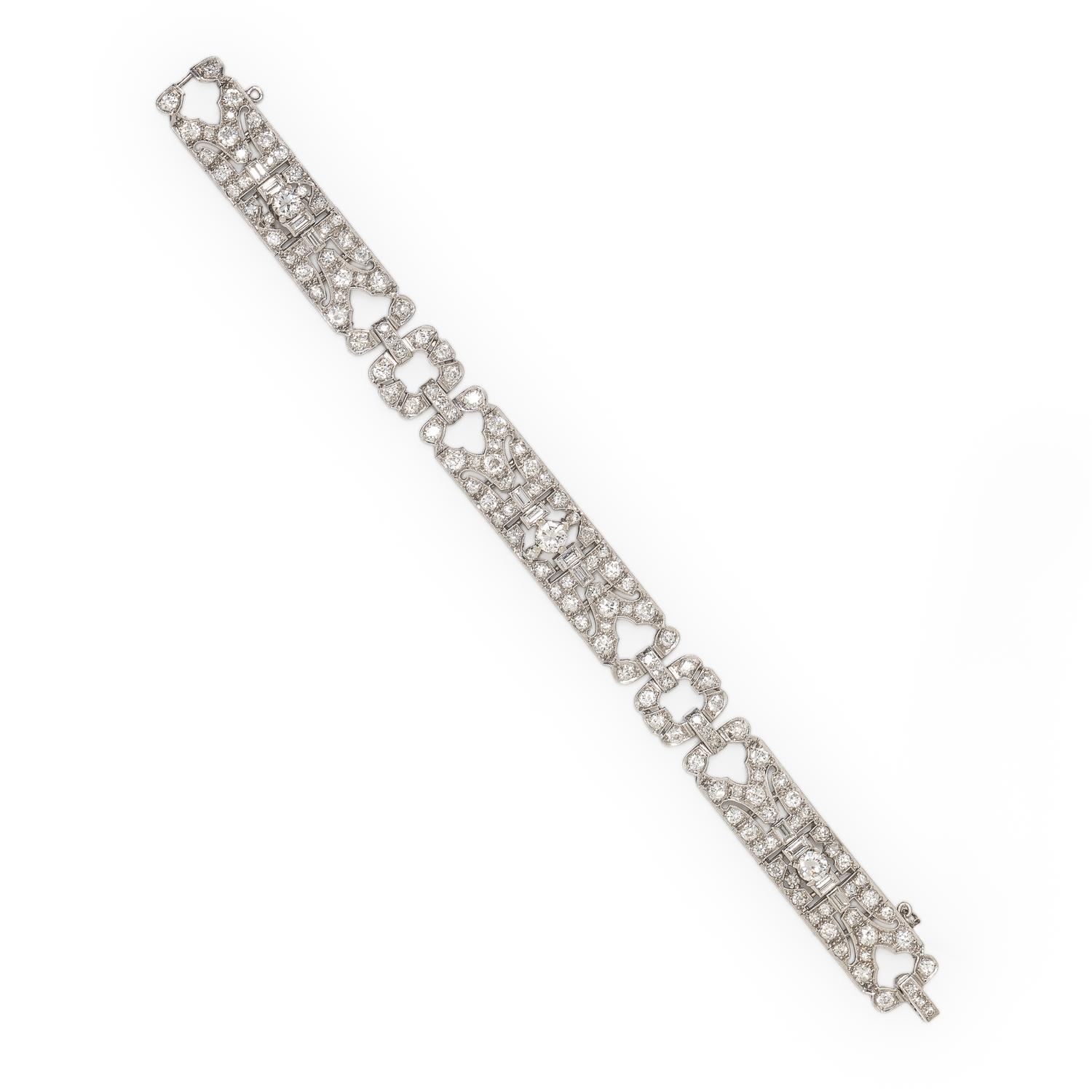 ART DECO, PLATINUM AND DIAMOND BRACELET