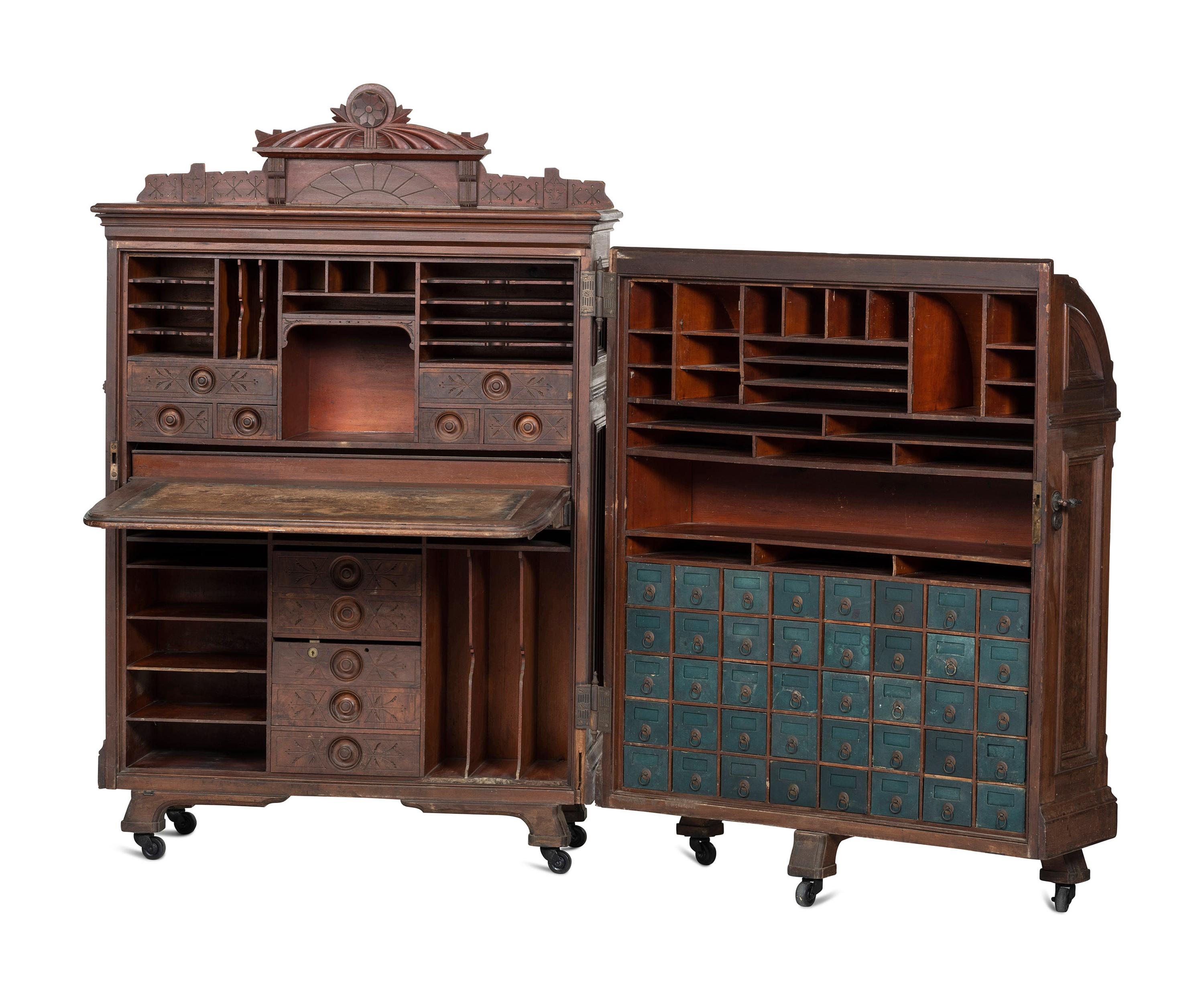 A Moore's Office Drawing Room Queen Combination Desk