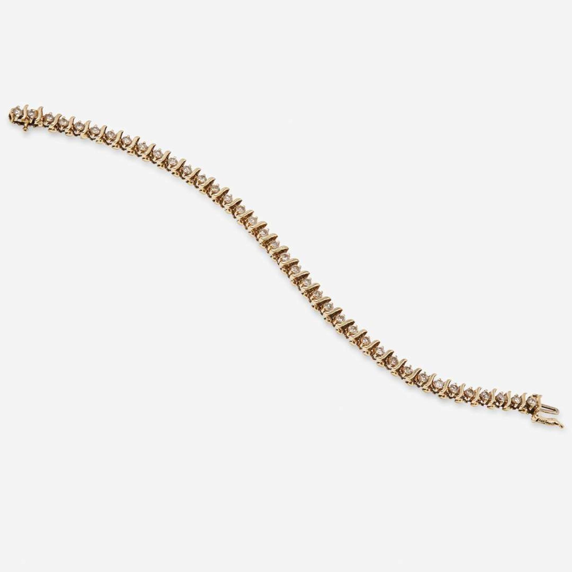 A 14K Yellow Gold and Diamond Bracelet