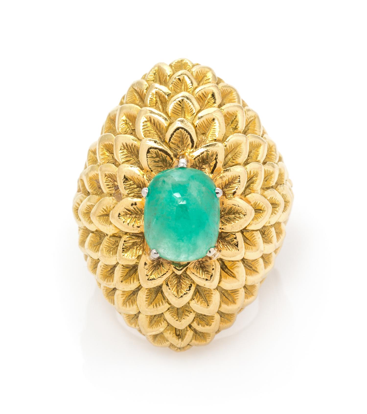 An 18 Karat Yellow Gold and Emerald Ring, David Webb, 16.20 dwts.