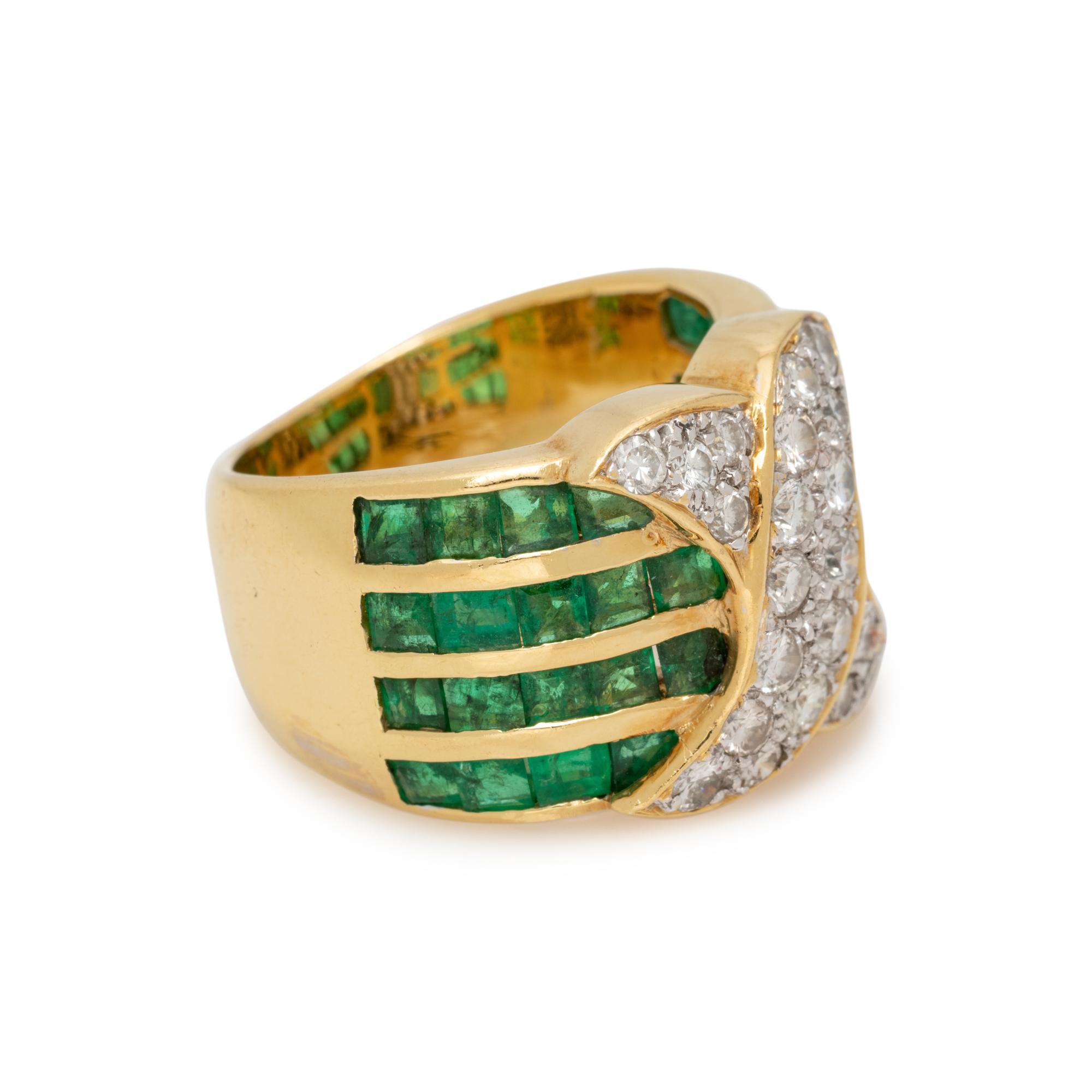 YELLOW GOLD, DIAMOND AND EMERALD RING