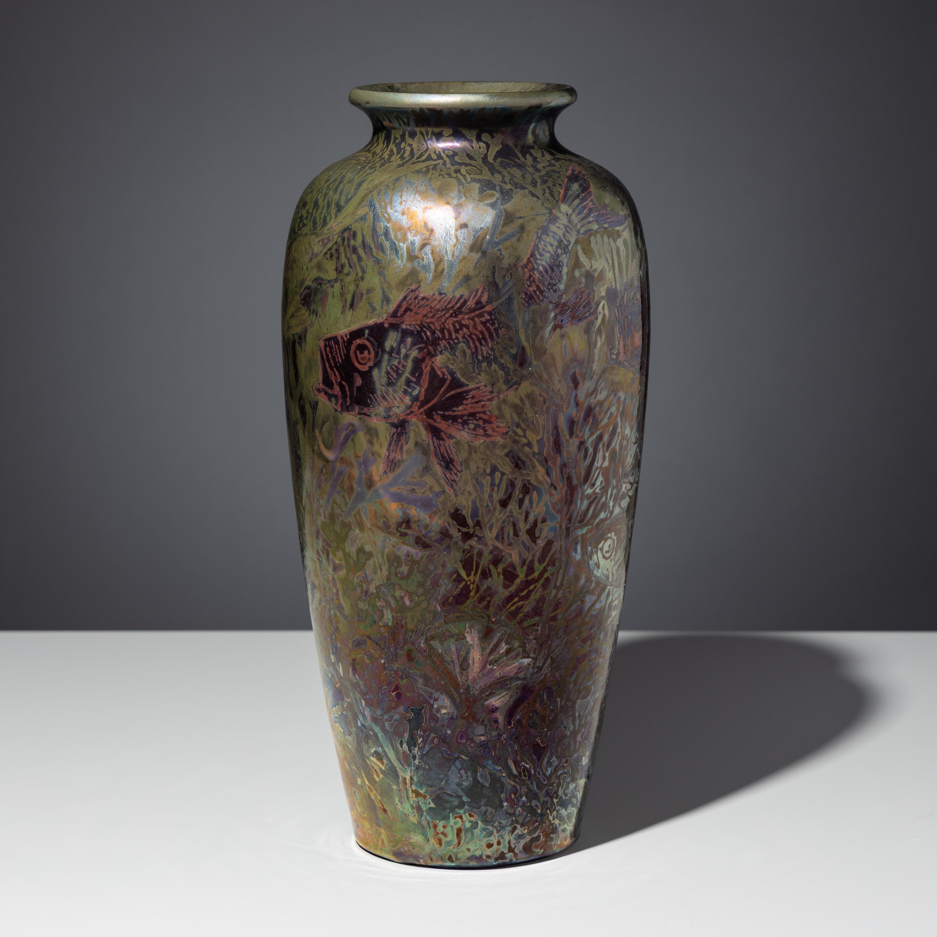 Superb iridescent marine vase