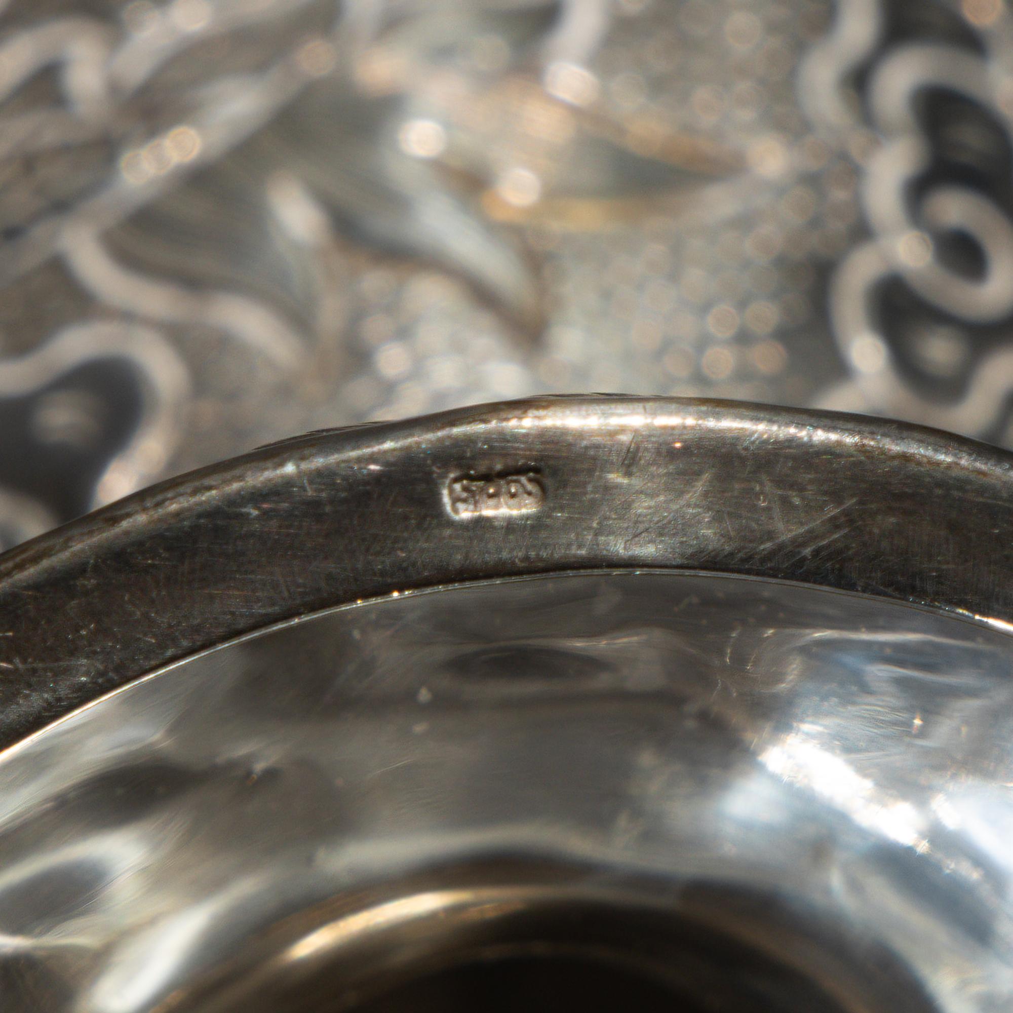A Pair of Chinese Export Silver 'Dragon' Wine Cups, 20th Century 近代 外銷鏨云龍紋酒杯一對