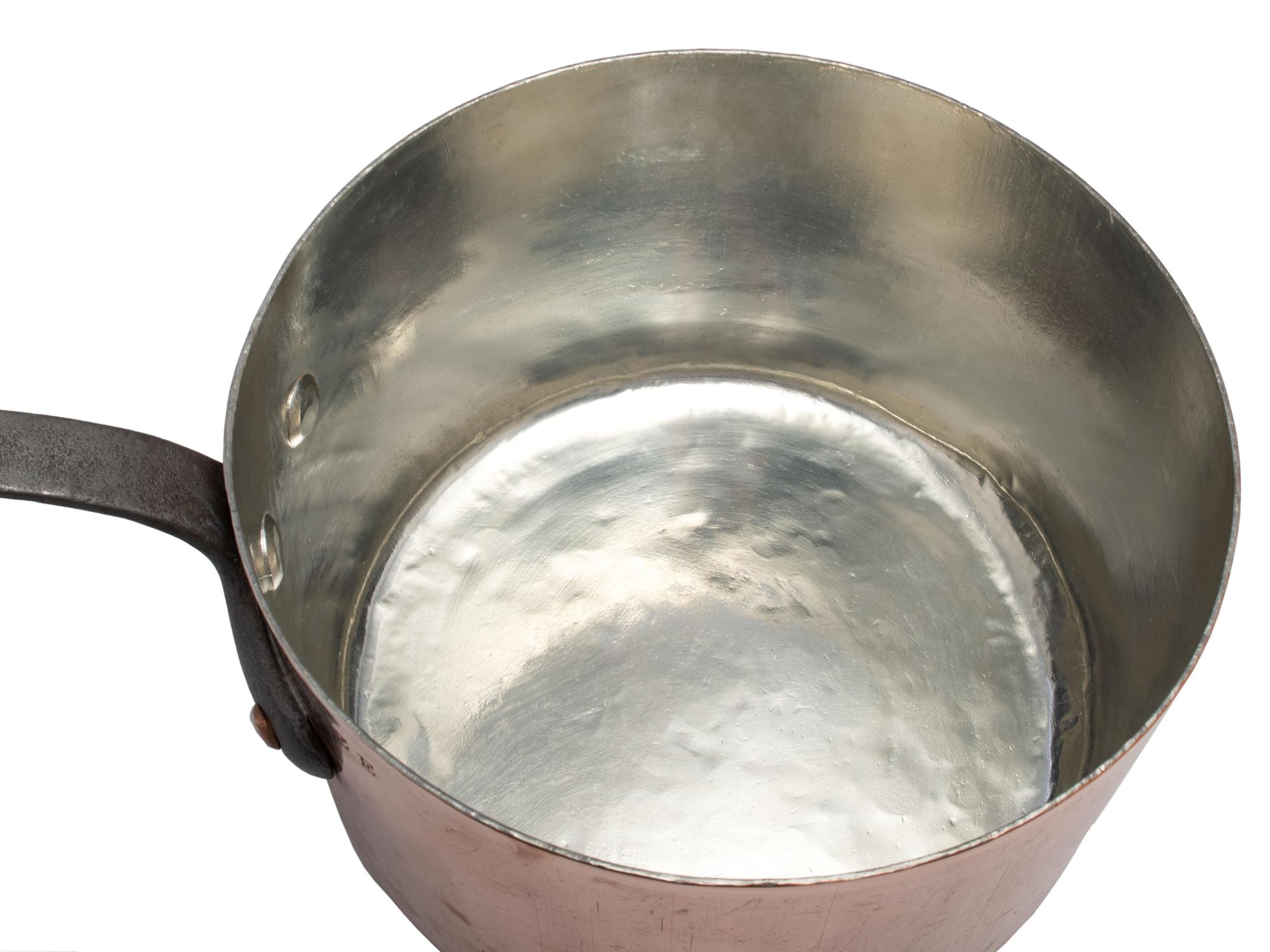 An American Copper Sauce Pot with Cover
