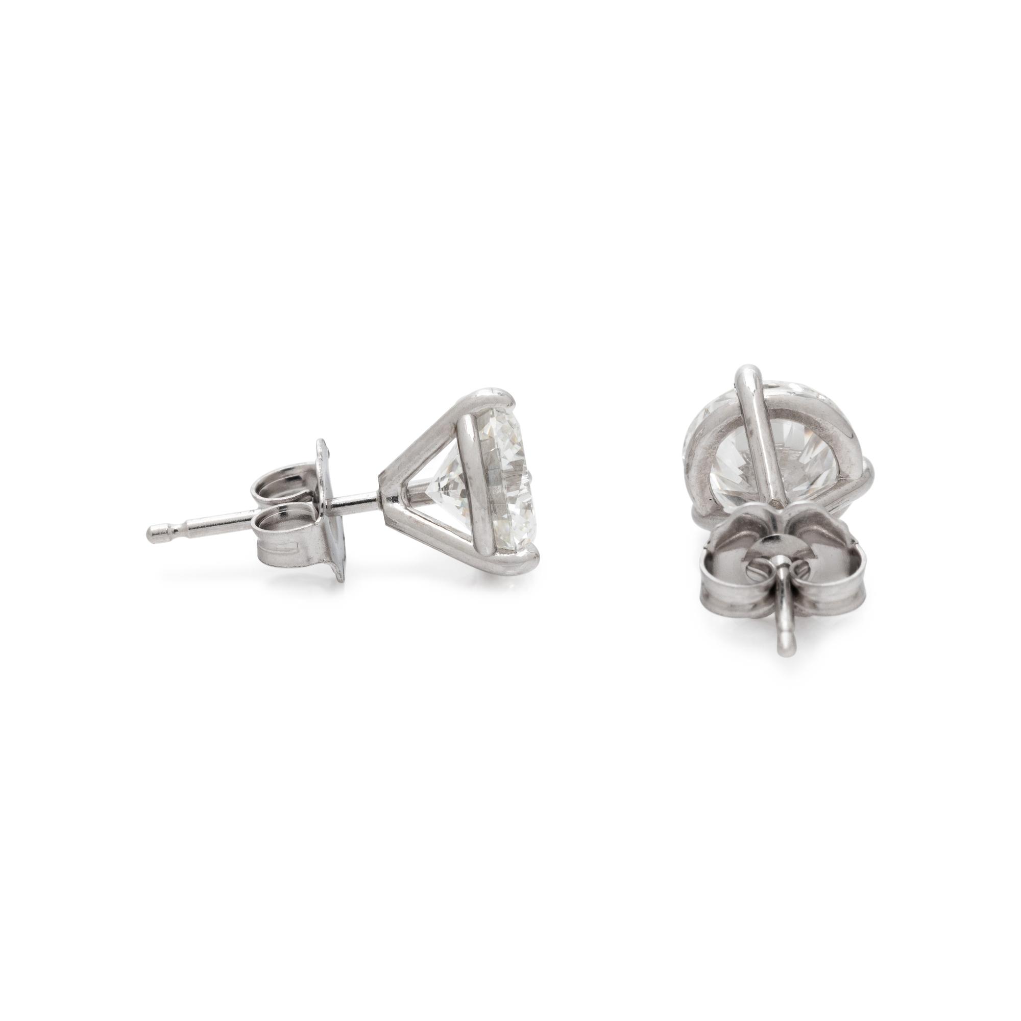 DIAMOND STUD EARRINGS