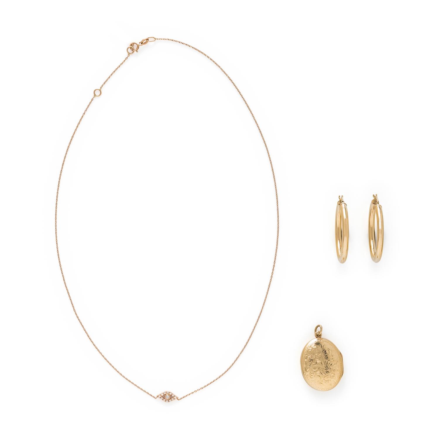 COLLECTION OF BICOLOR GOLD JEWELRY